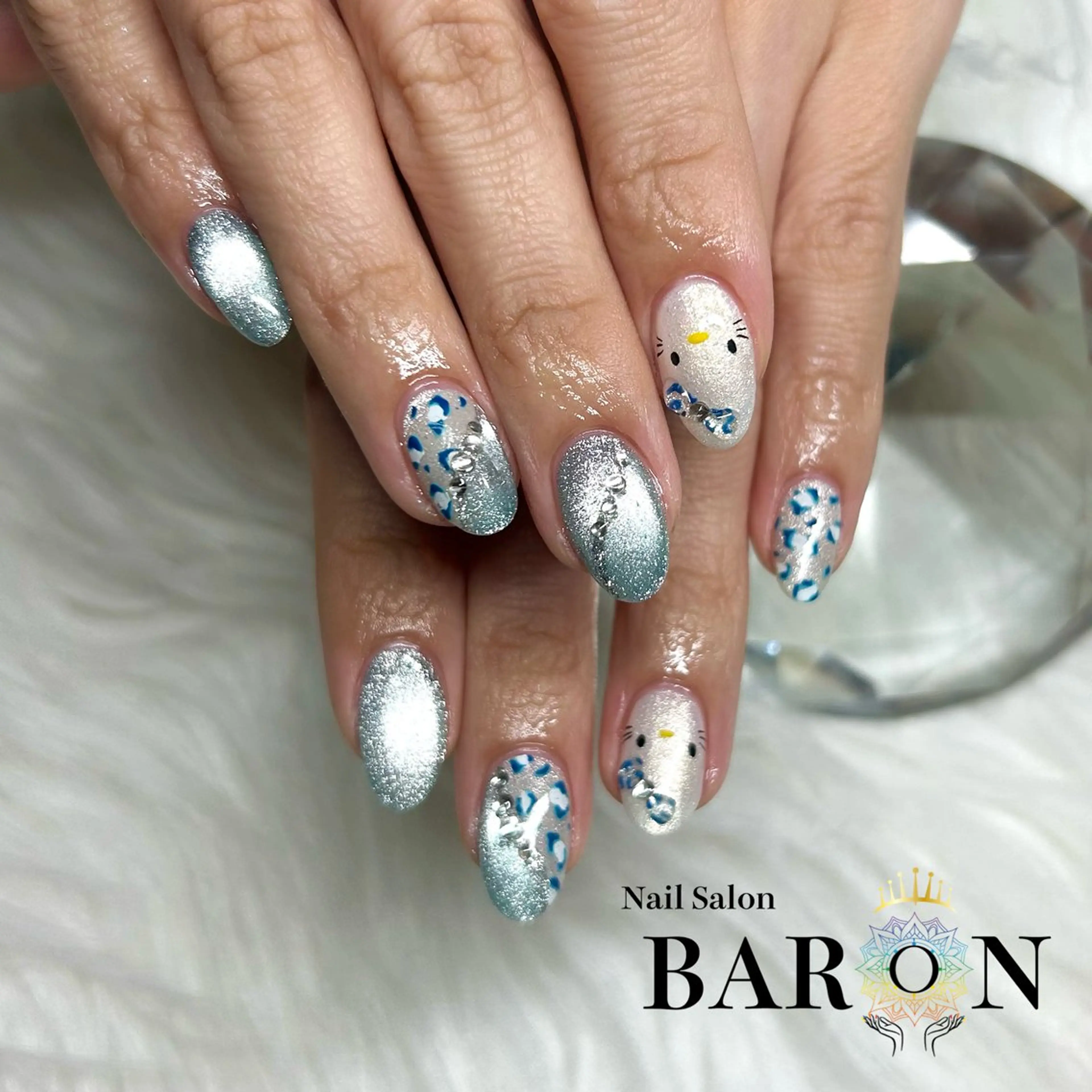 ネイル 水色 ♛︎BARON♛︎ SUMIRE.のネイルデザイン