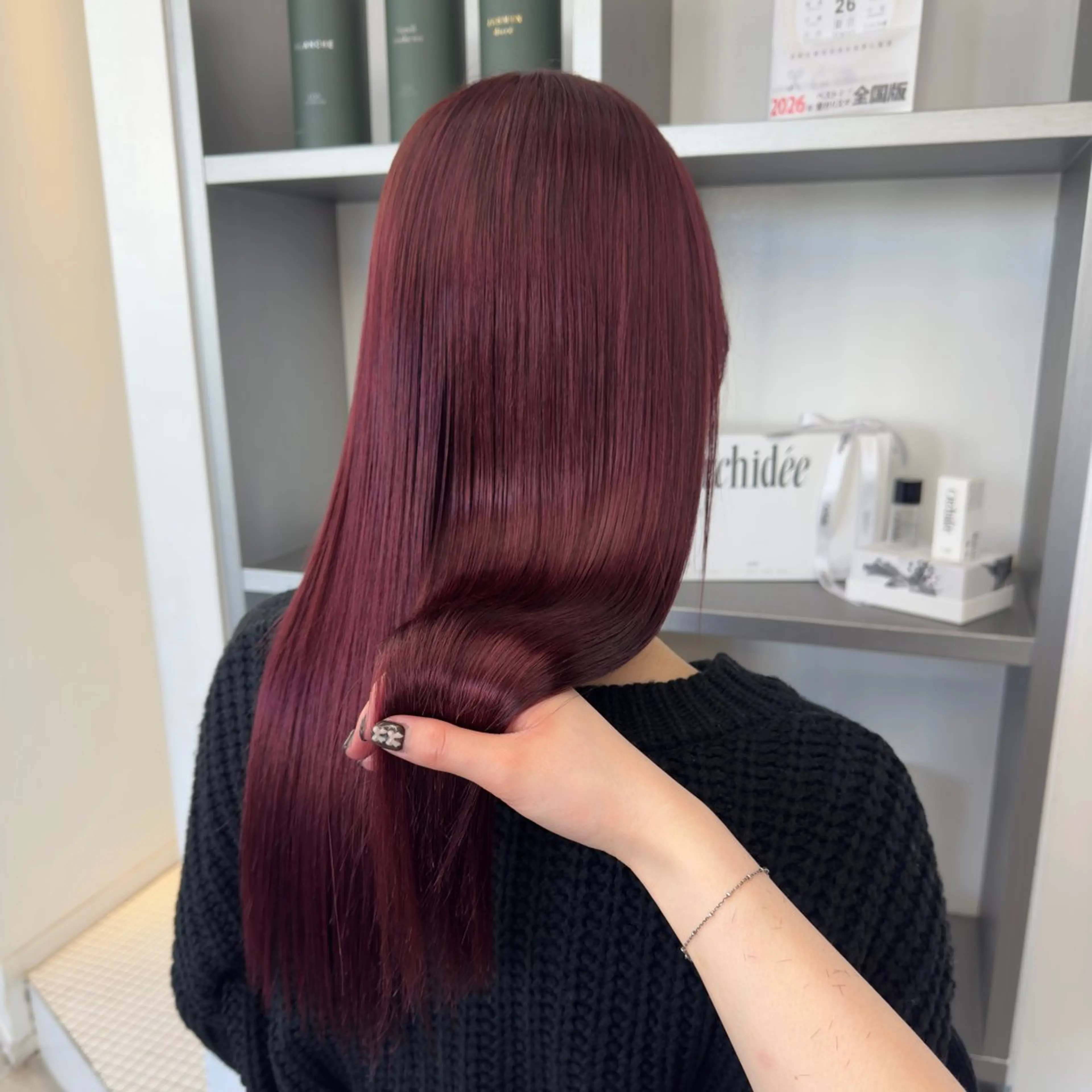 セミロング カラー カット ヘアカラー トリートメント 🌼動き×透明感🩵 ハイトーン/ナナのヘアスタイル