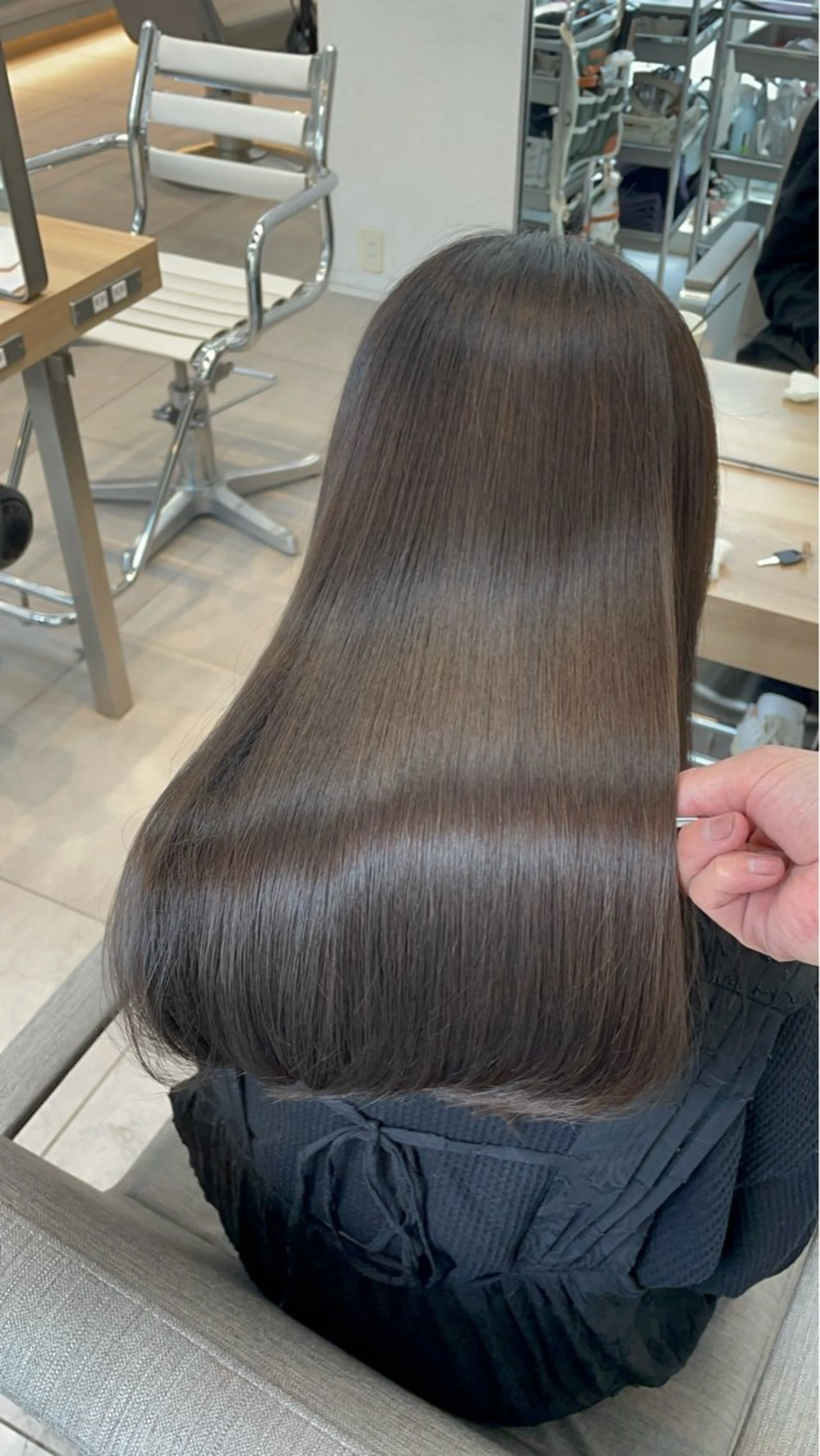 セミロング カラー 髪質改善 ✨髪質改善✨美髪 矯正🫧小泉のヘアスタイル