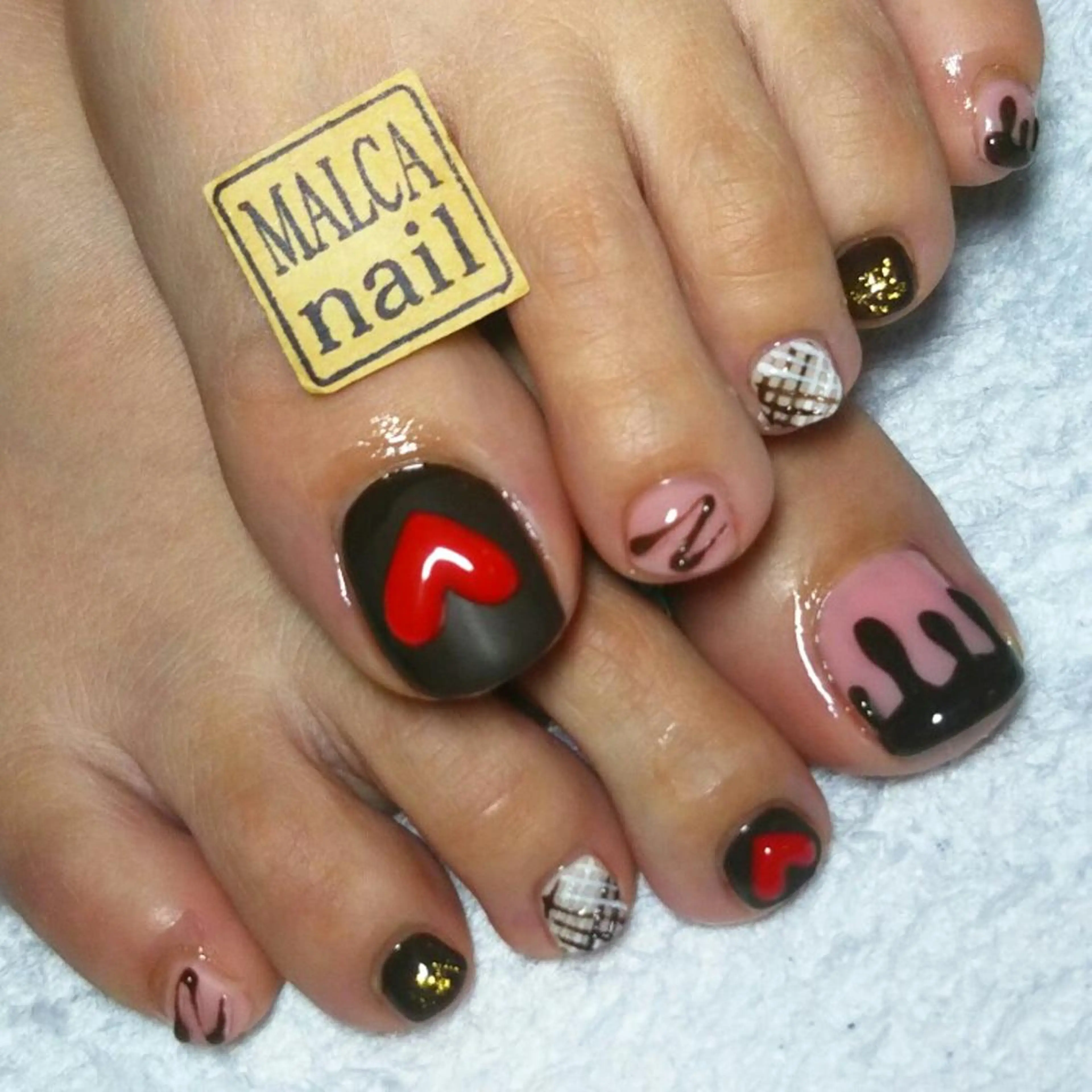 セミロング ヘアアレンジ パーマ ネイル キッズ マツエク・マツパ MALCAnail(マルカネイル)所属・荒木 莉奈のネイルデザイン