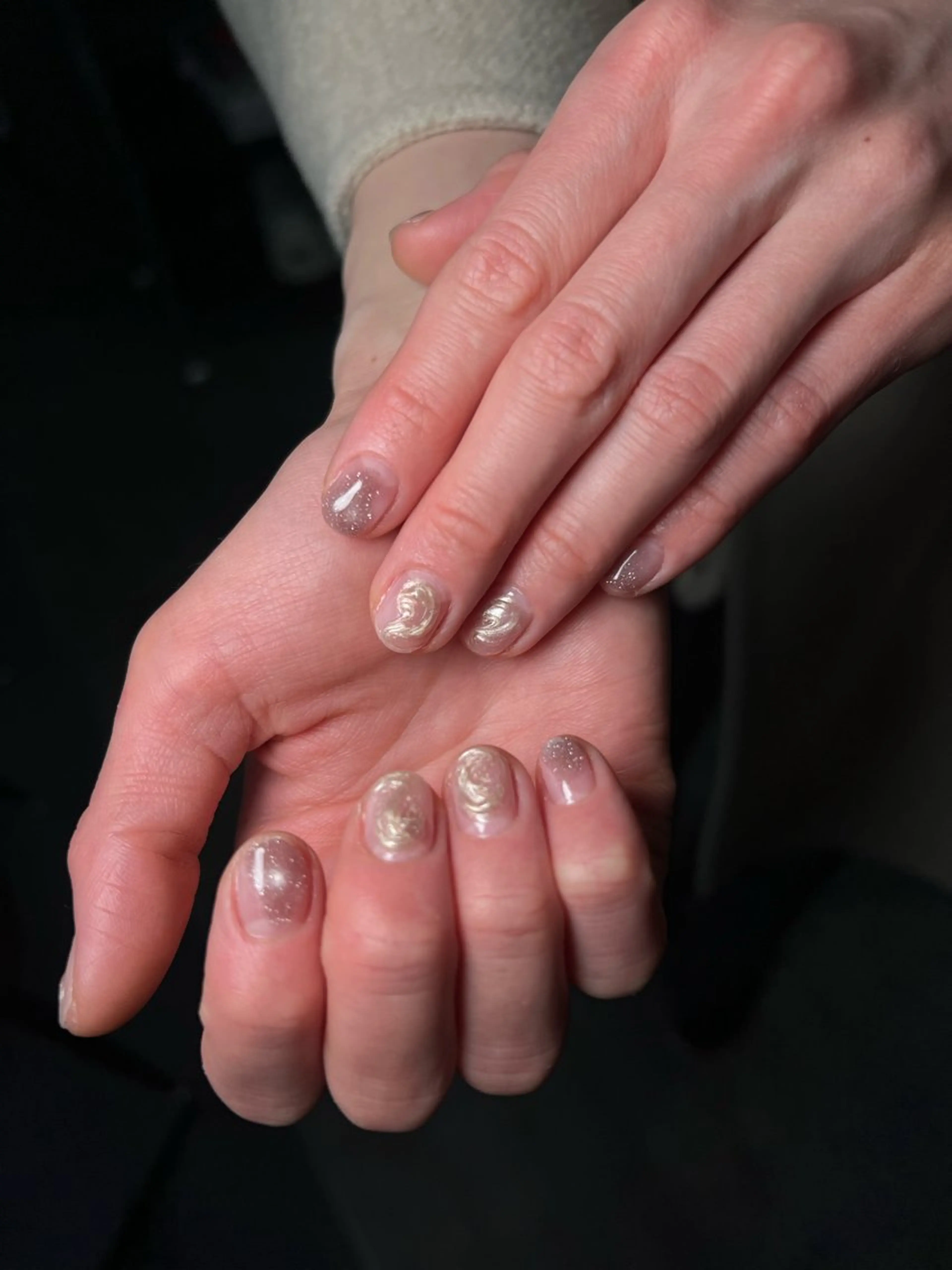 ネイル クリアネイル ニュアンスネイル 杉山 葉月のネイルデザイン