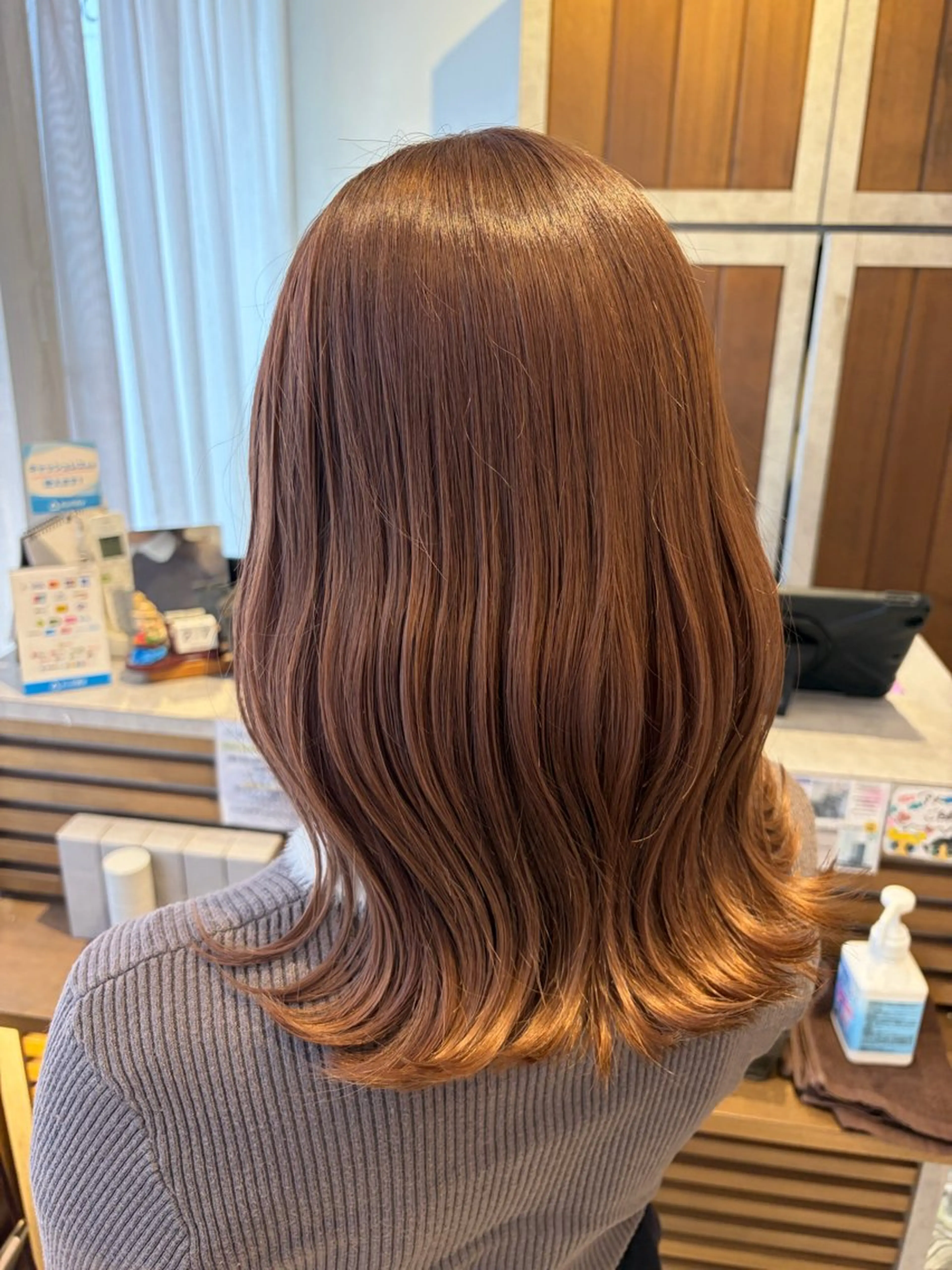 セミロング 新宿三丁目 田中美由紀のヘアスタイル