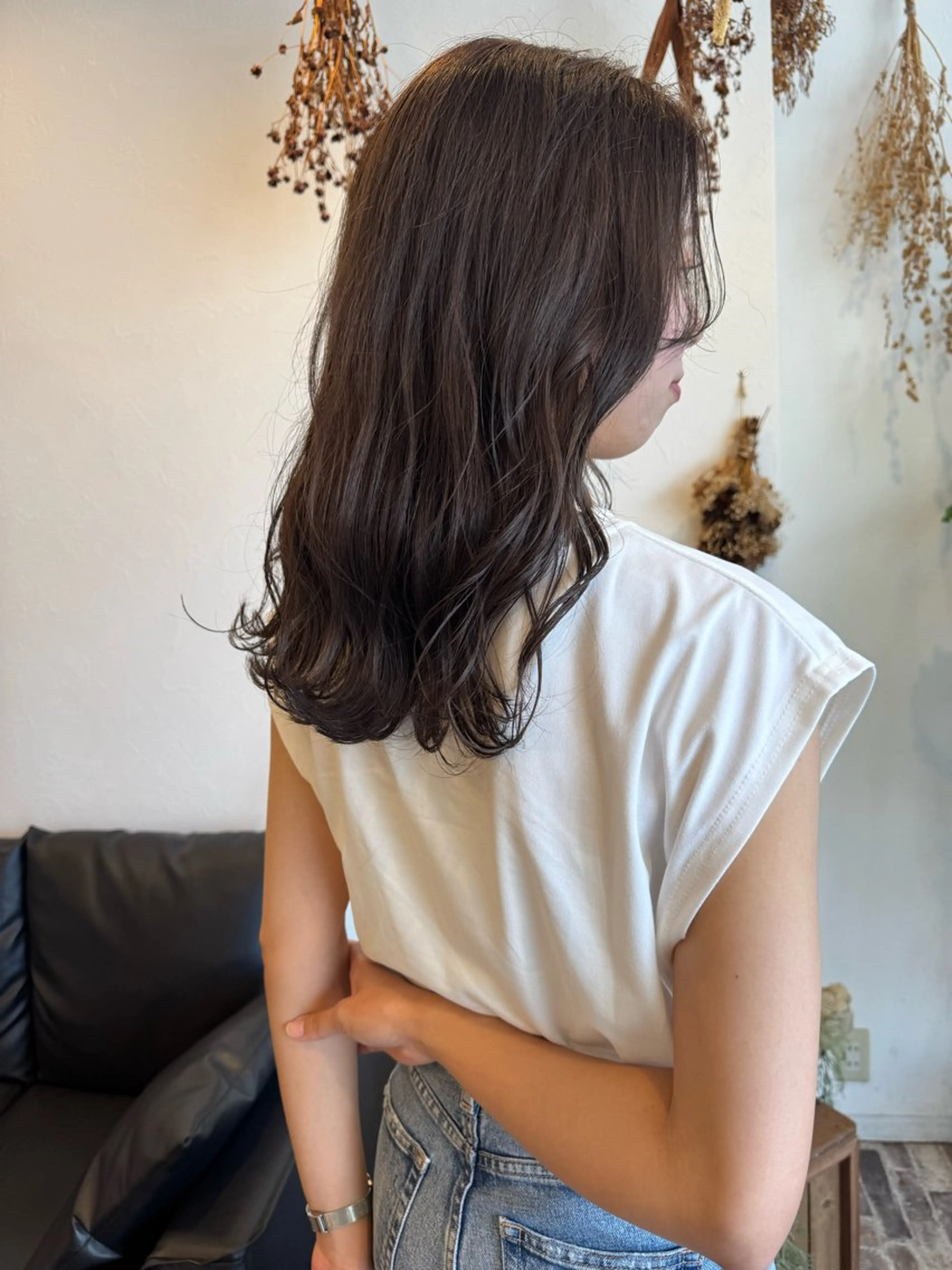 セミロング カラー ブリーチ グレージュ ブリーチなしカラー オリーブグレージュ オリーブグレー ヘアカラー m ā l o.🌷 サカモトマイコのヘアスタイル