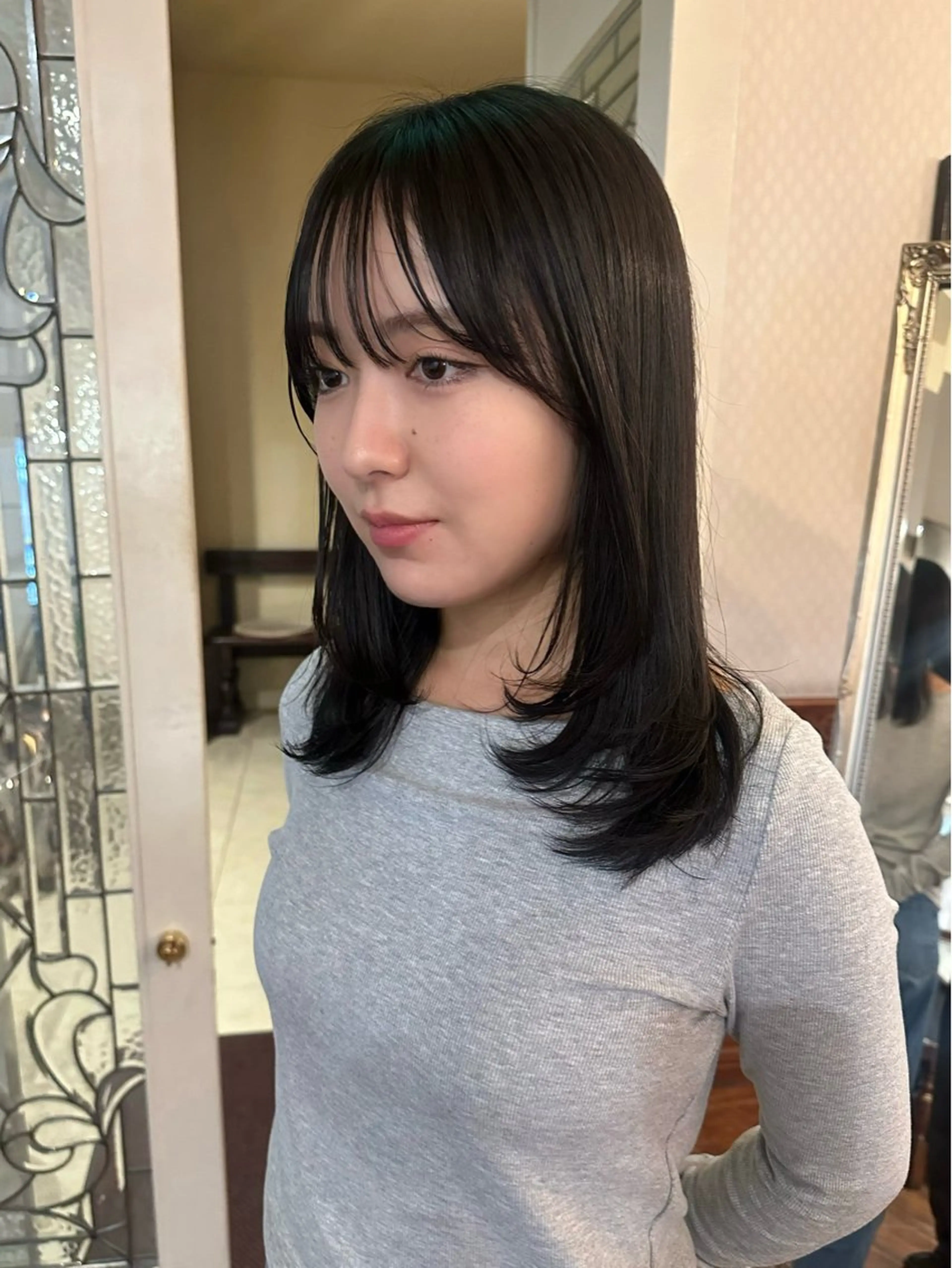 セミロング カラー レイヤーカット カット ヘアカラー トリートメント 四日市/レイヤー /似合わせカットのヘアスタイル