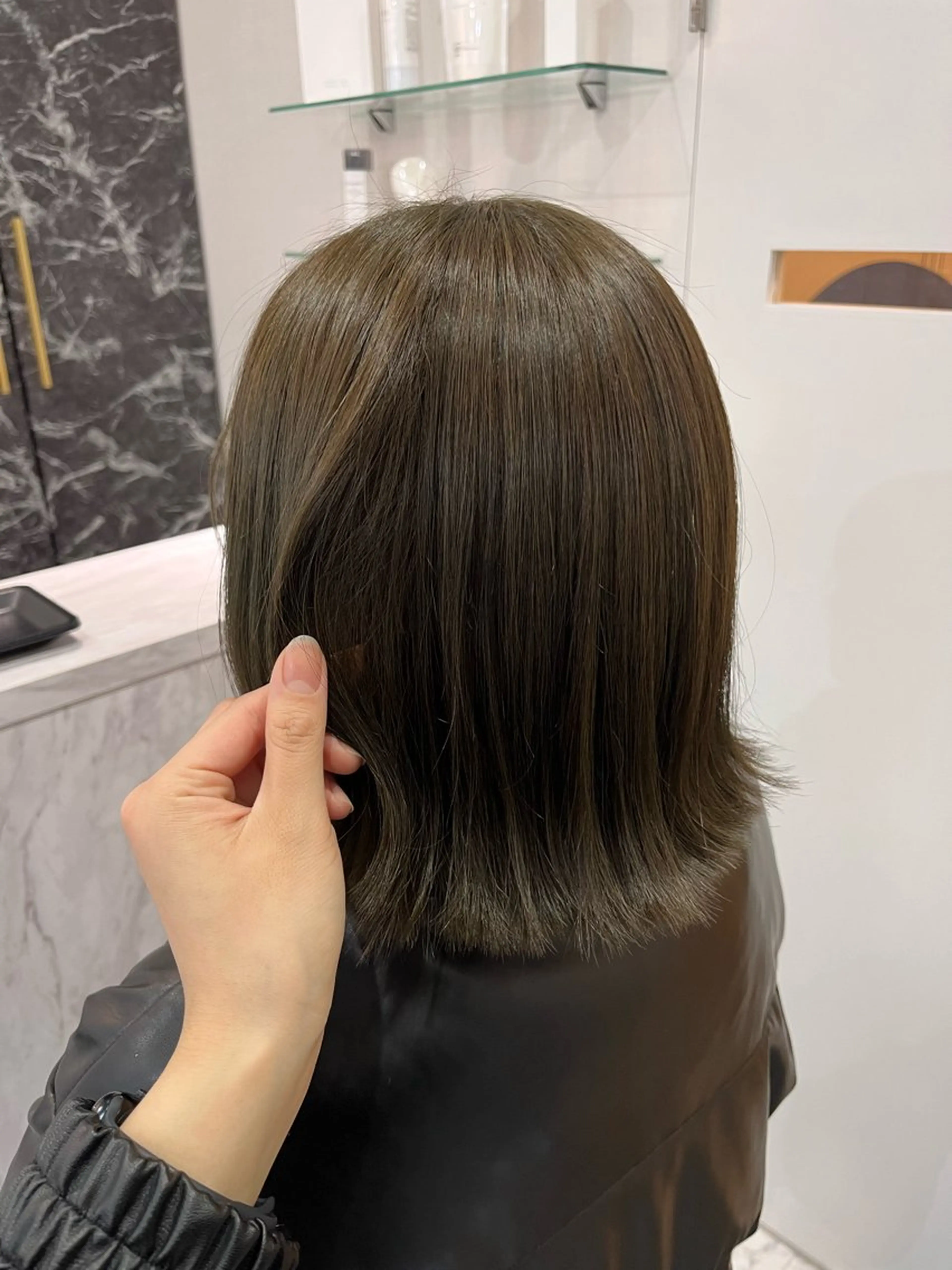ミディアム カラー 縮毛矯正 ヘアカラー トリートメント Hana🌷/ 透明感/艶髪/表参道のヘアスタイル