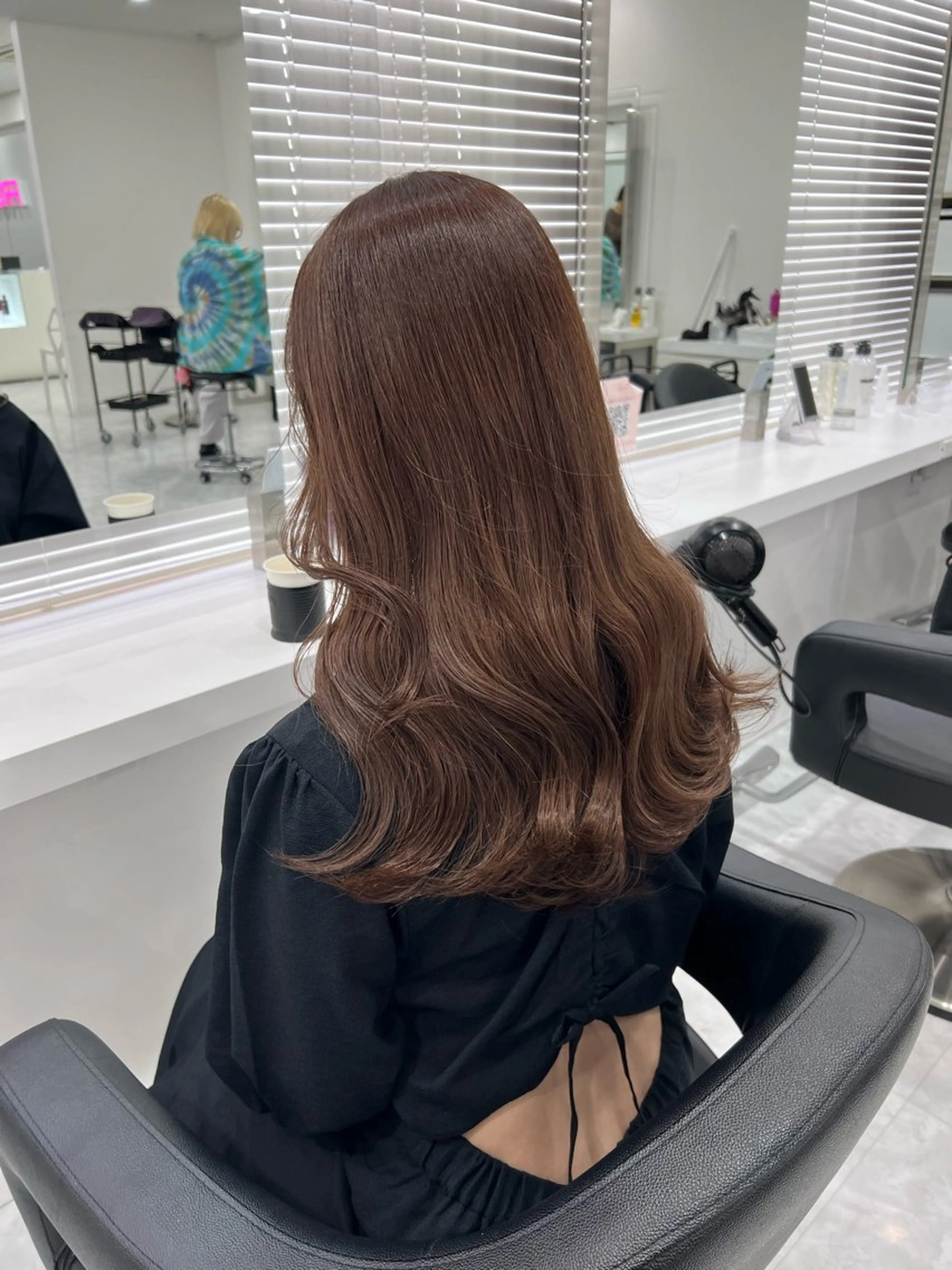 ロング カラー 透明感カラー🫧 レイヤーカットのヘアスタイル