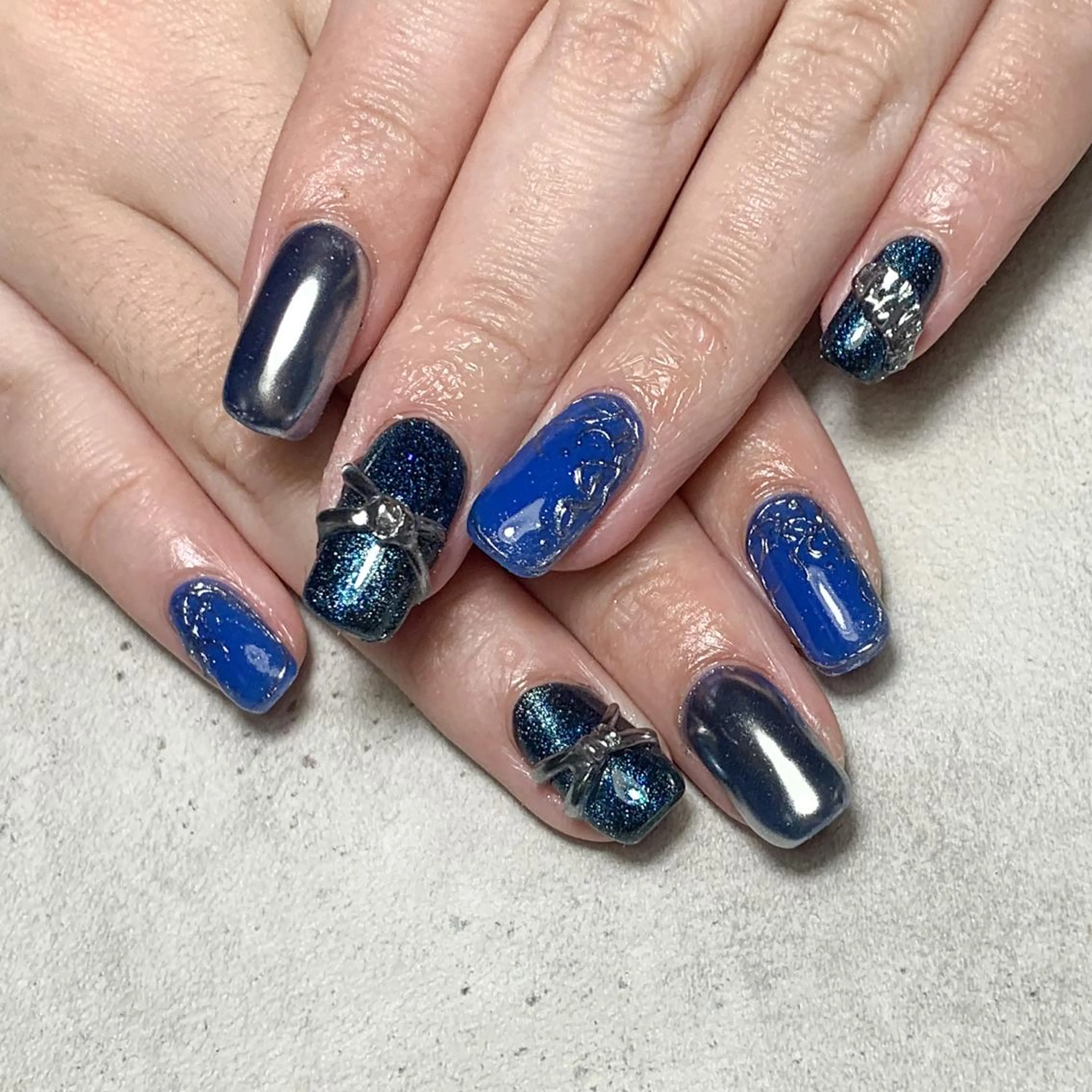 ネイル ハンドネイル FIORITURA aiのネイルデザイン