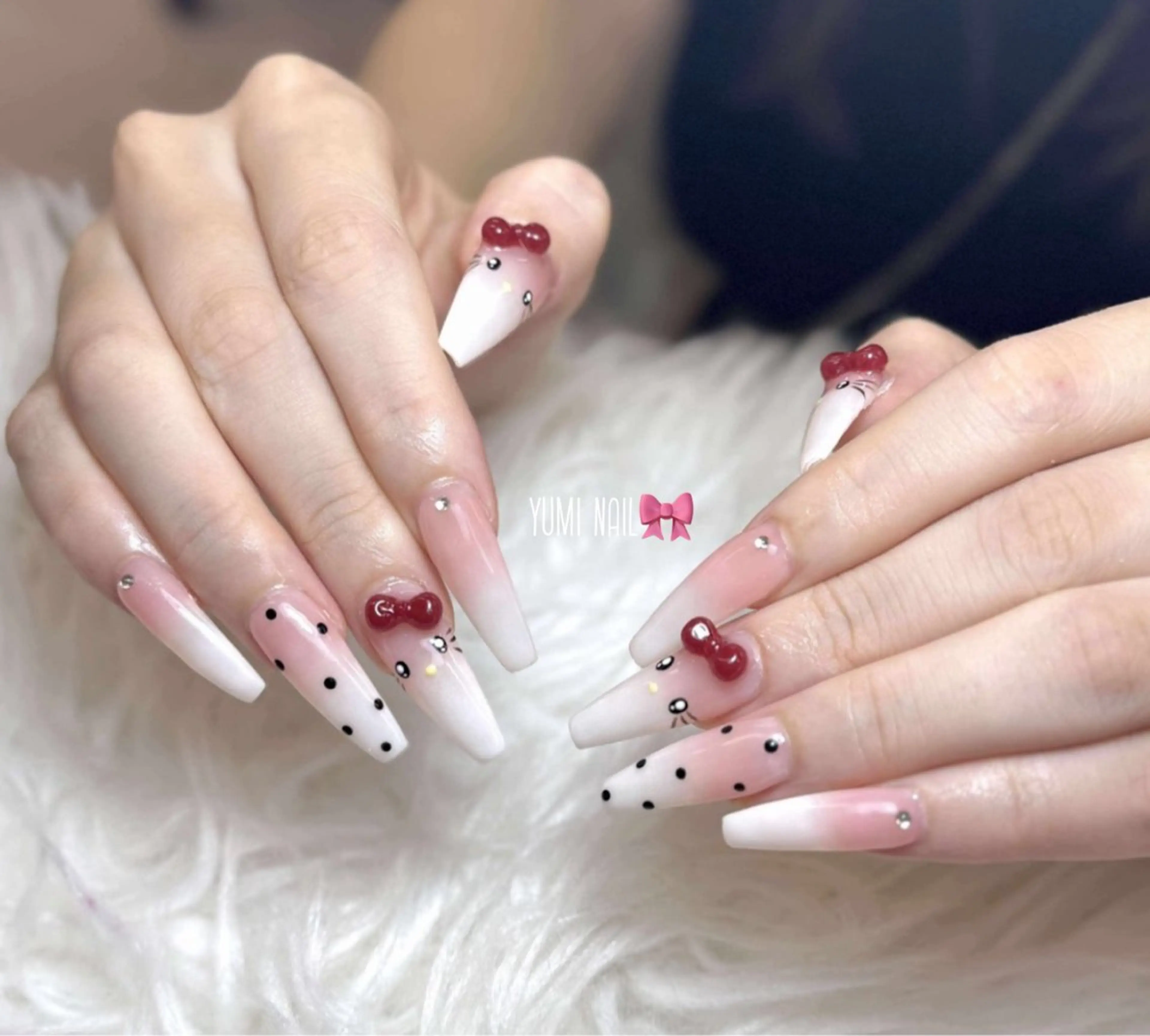 ネイル ハンドネイル 𝐲𝐮𝐦𝐢🎀 長さ出しデザイン専門のネイルデザイン