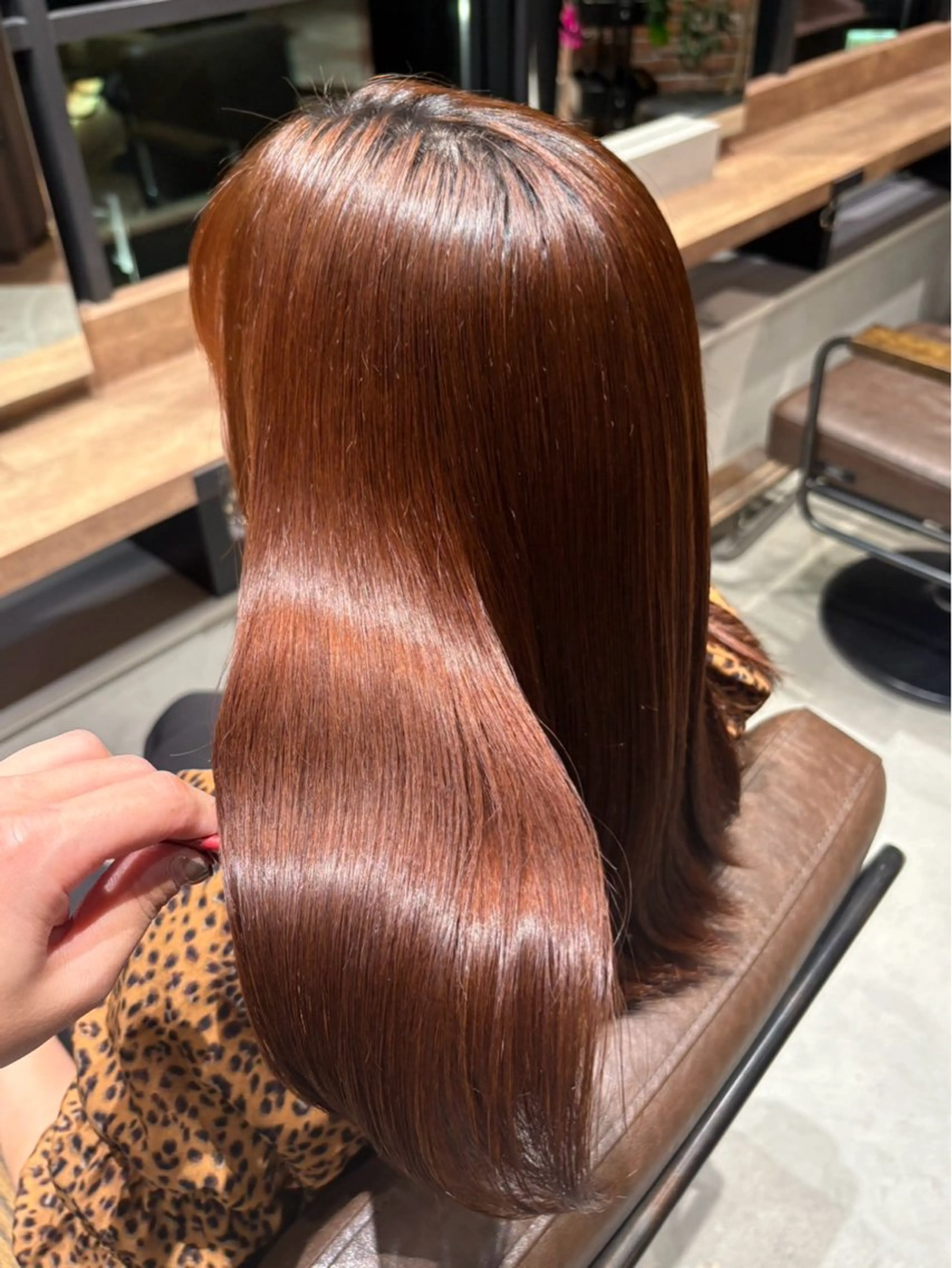 セミロング 縮毛矯正 志賀 楓のヘアスタイル