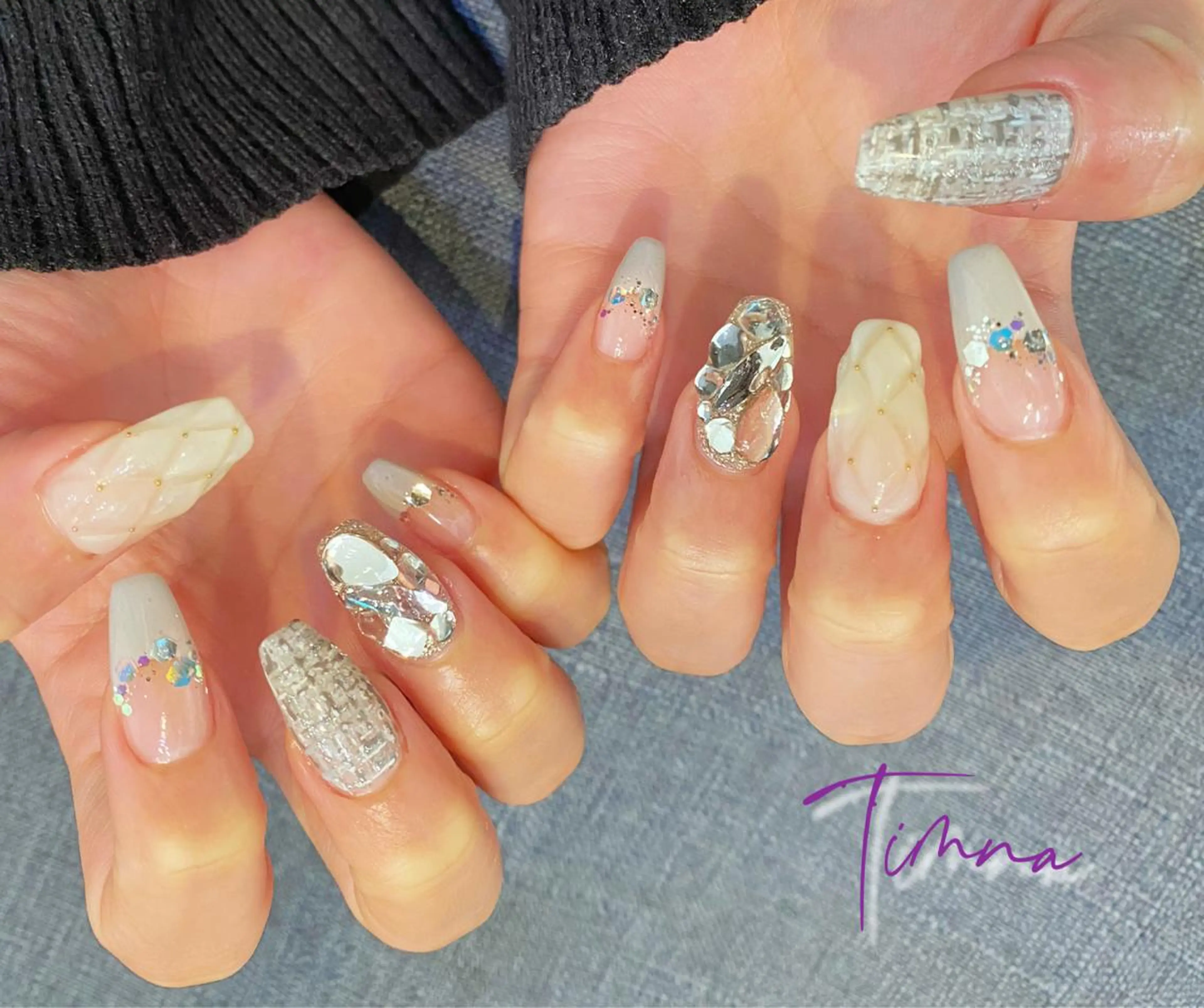 ロング ハンドネイル NAILSALON 🍔Timna🍟のネイルデザイン