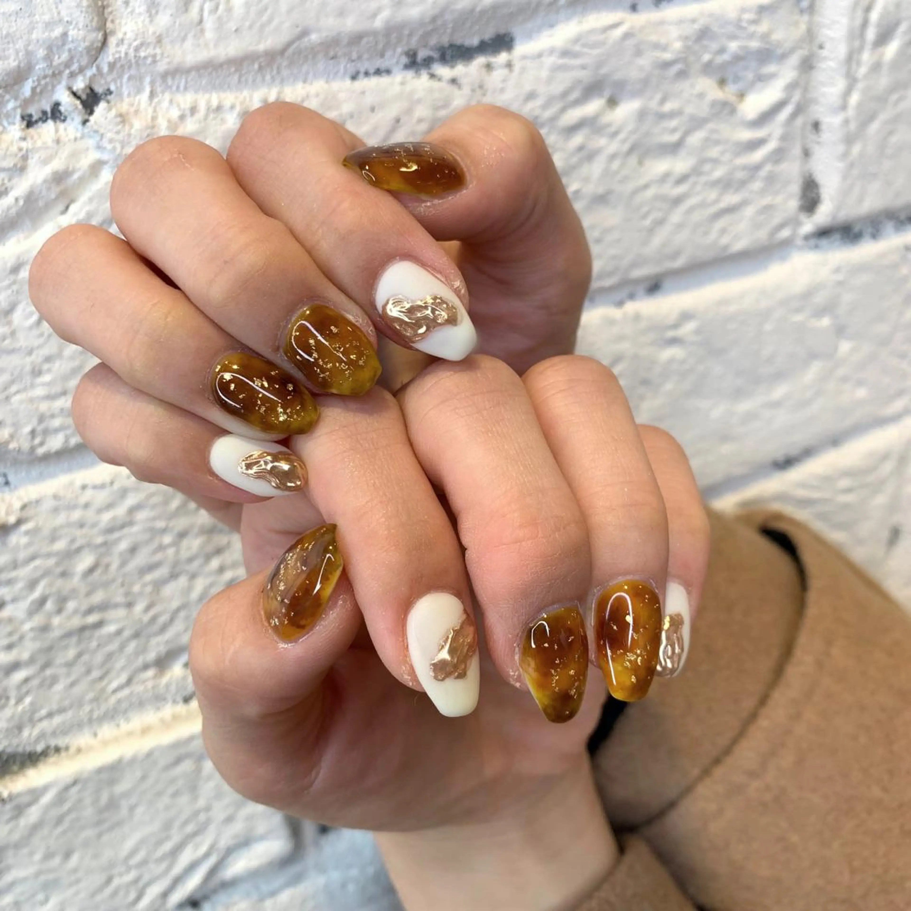 ネイル べっ甲ネイル ゴールド マットネイル eri chan nailのネイルデザイン