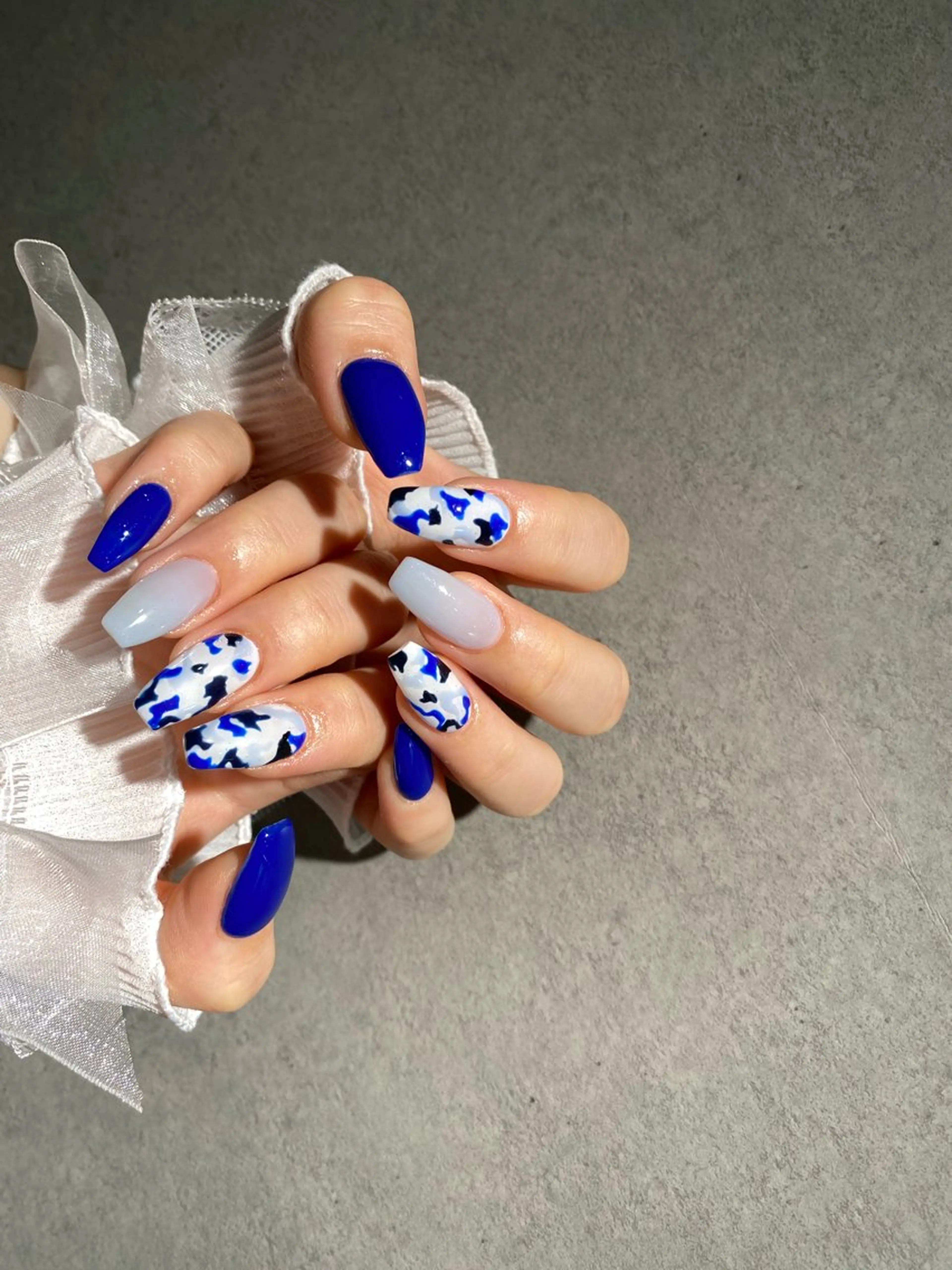 ネイル I-nailロング /ワンホン/キラキラのネイルデザイン