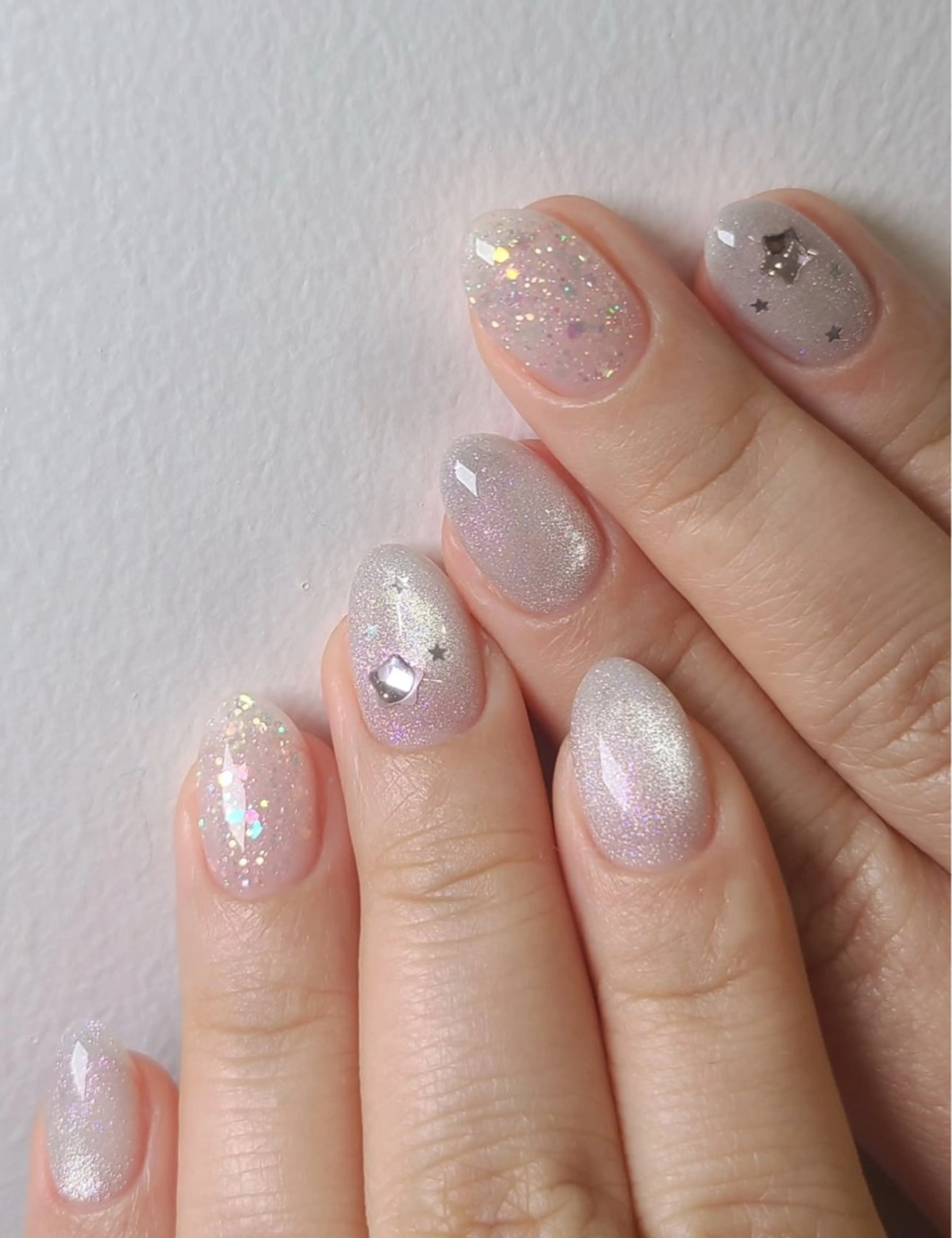 ネイル ラメ(グリッター) オフィスネイル シンプルネイル private salon   Manaly所属・藤本 香織のネイルデザイン