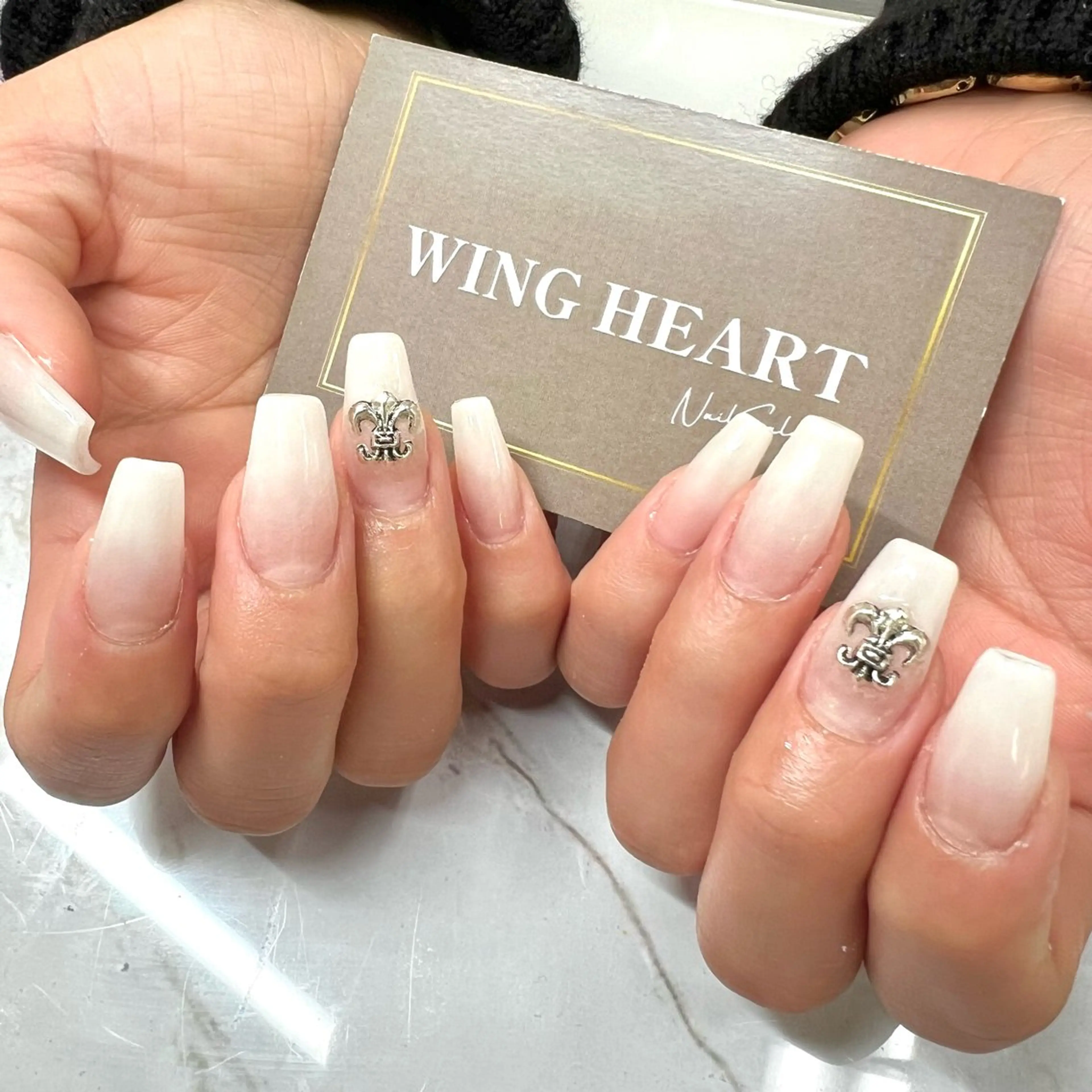 ネイル I. AYUMIのネイルデザイン