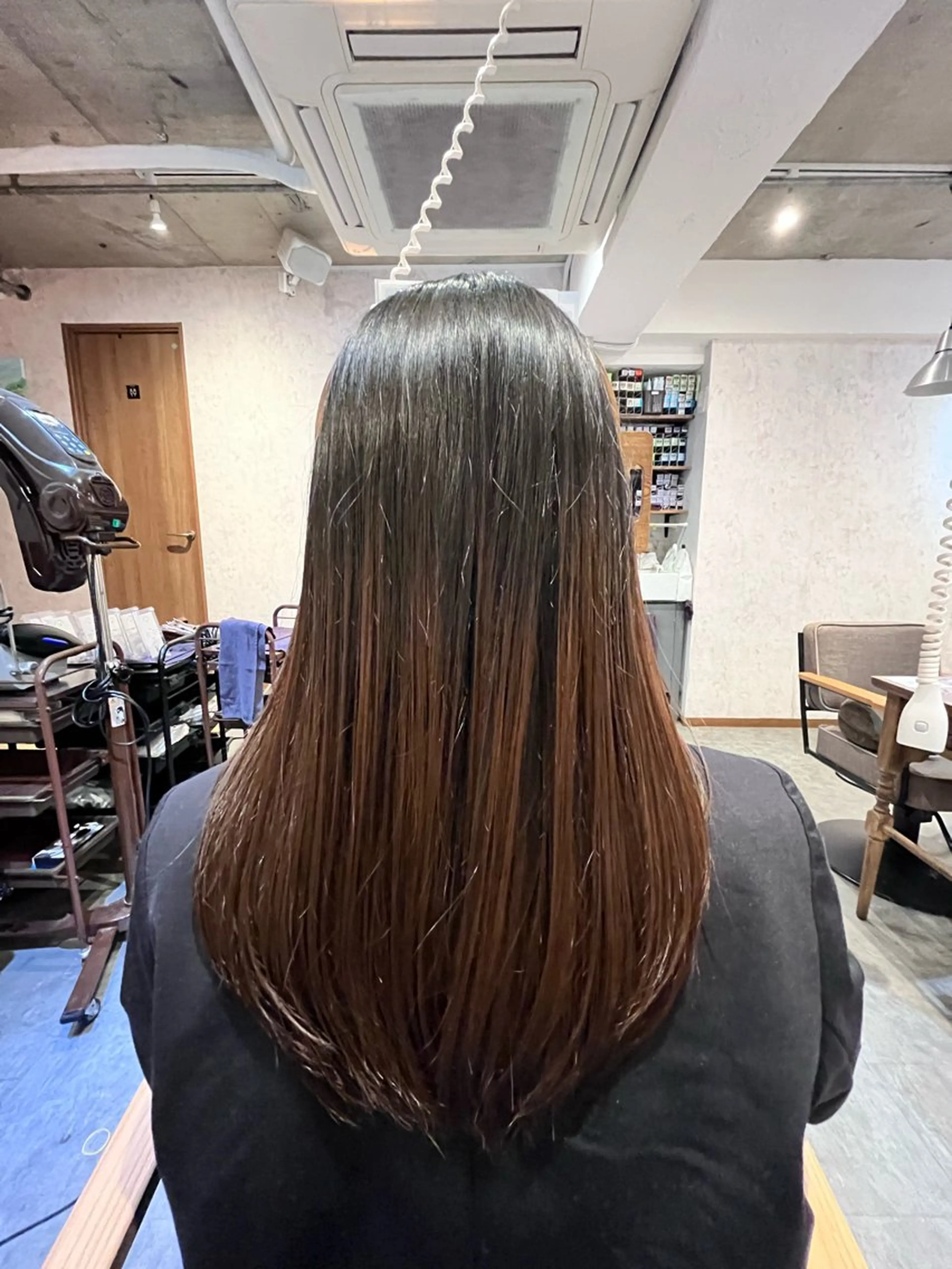 ロング 佐藤槙哉 サトウシンヤのヘアスタイル