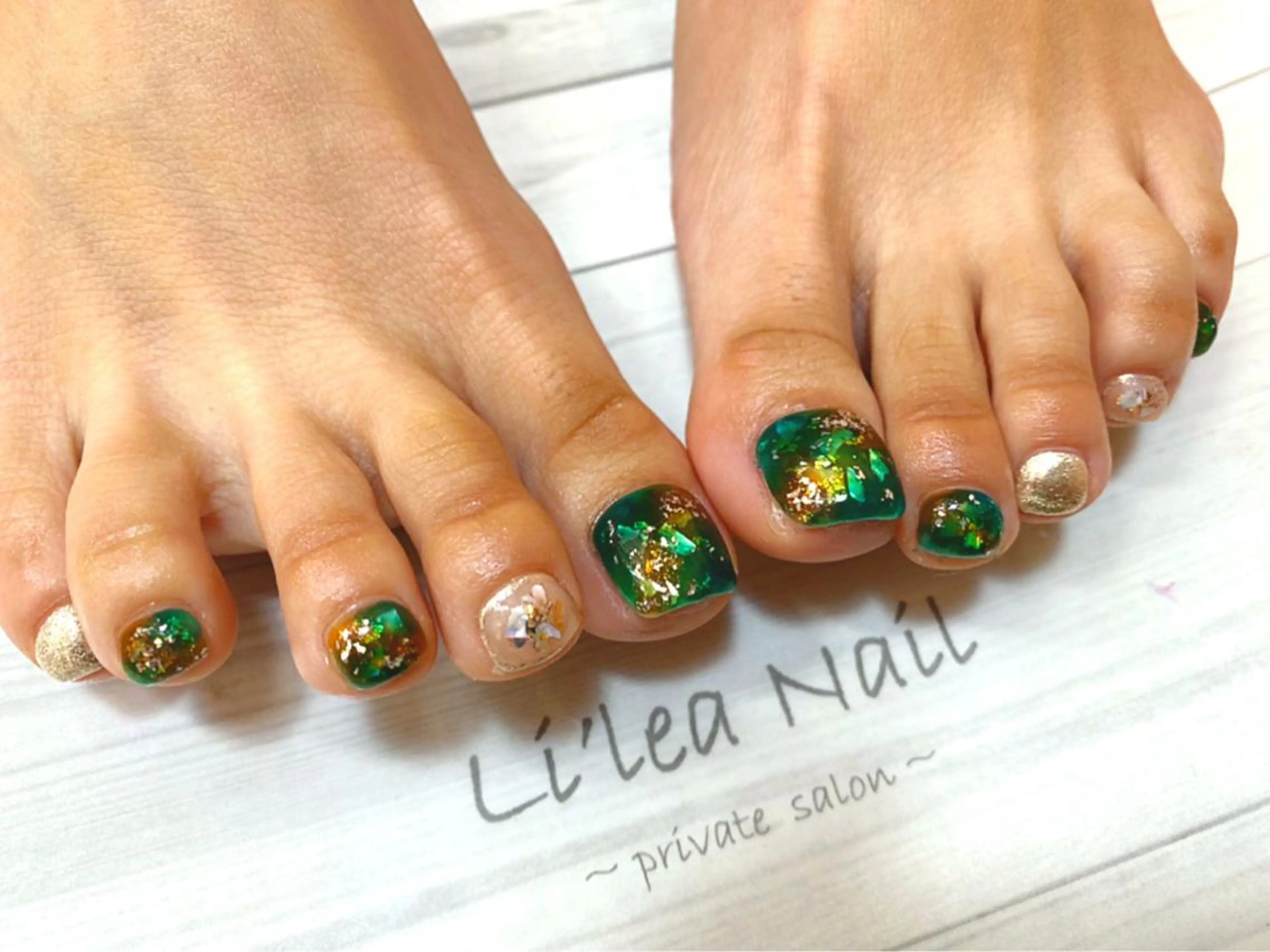 ネイル Li'leaNail AINAのネイルデザイン