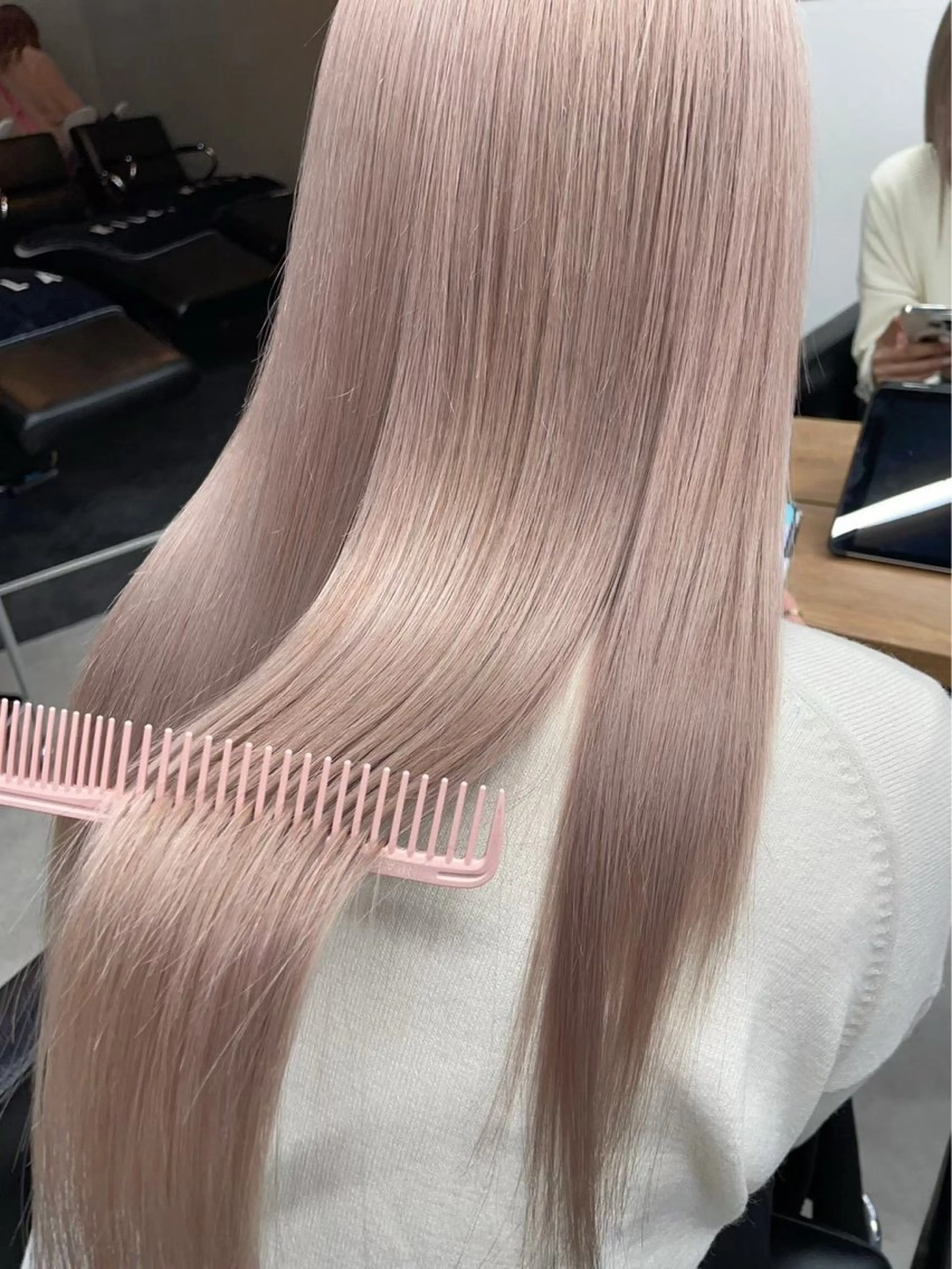 カラー KILLA静岡 ayahaのヘアスタイル