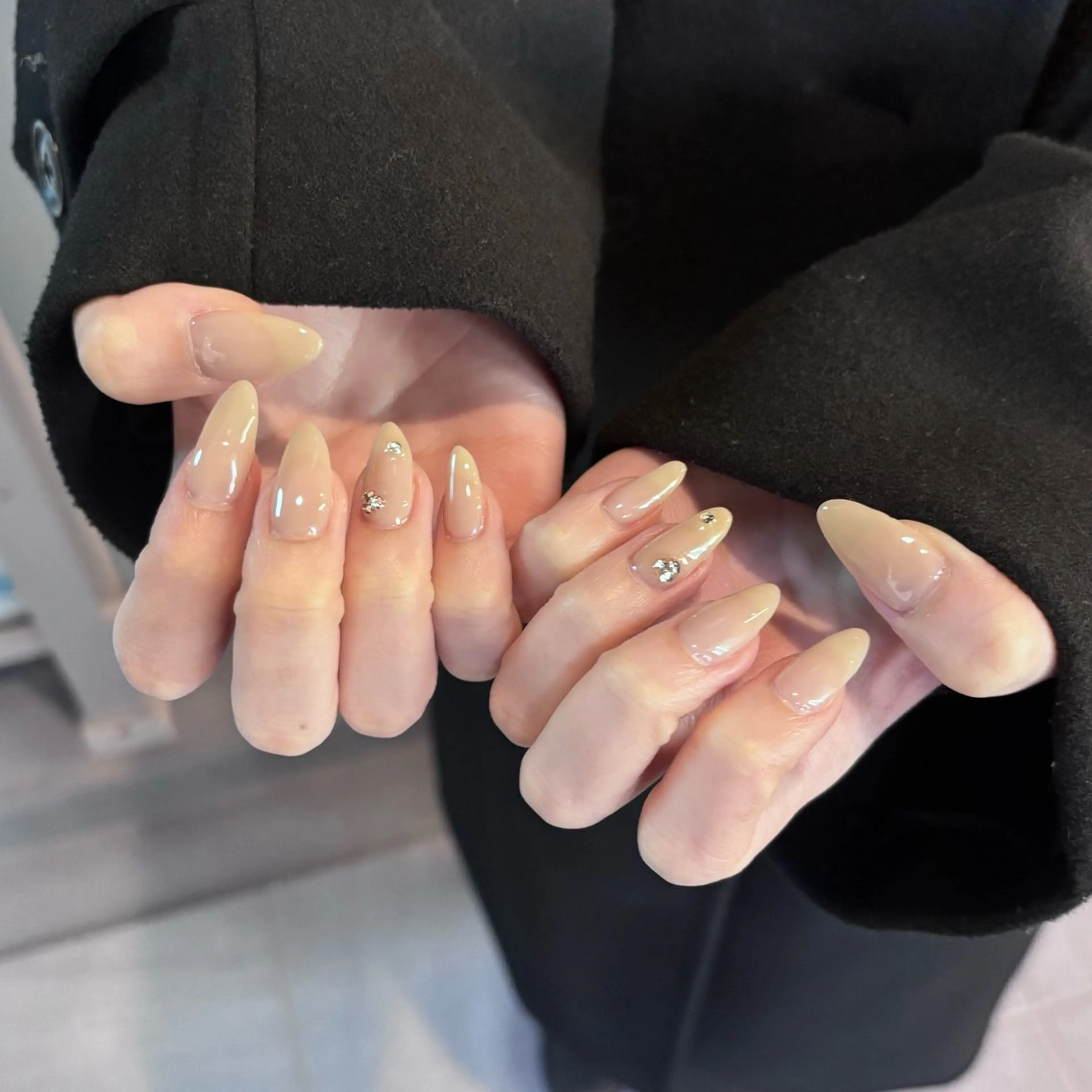 ワンカラー/ラメグラデーション/ ＋ パーツ2本(オフ込み⏱)の写真