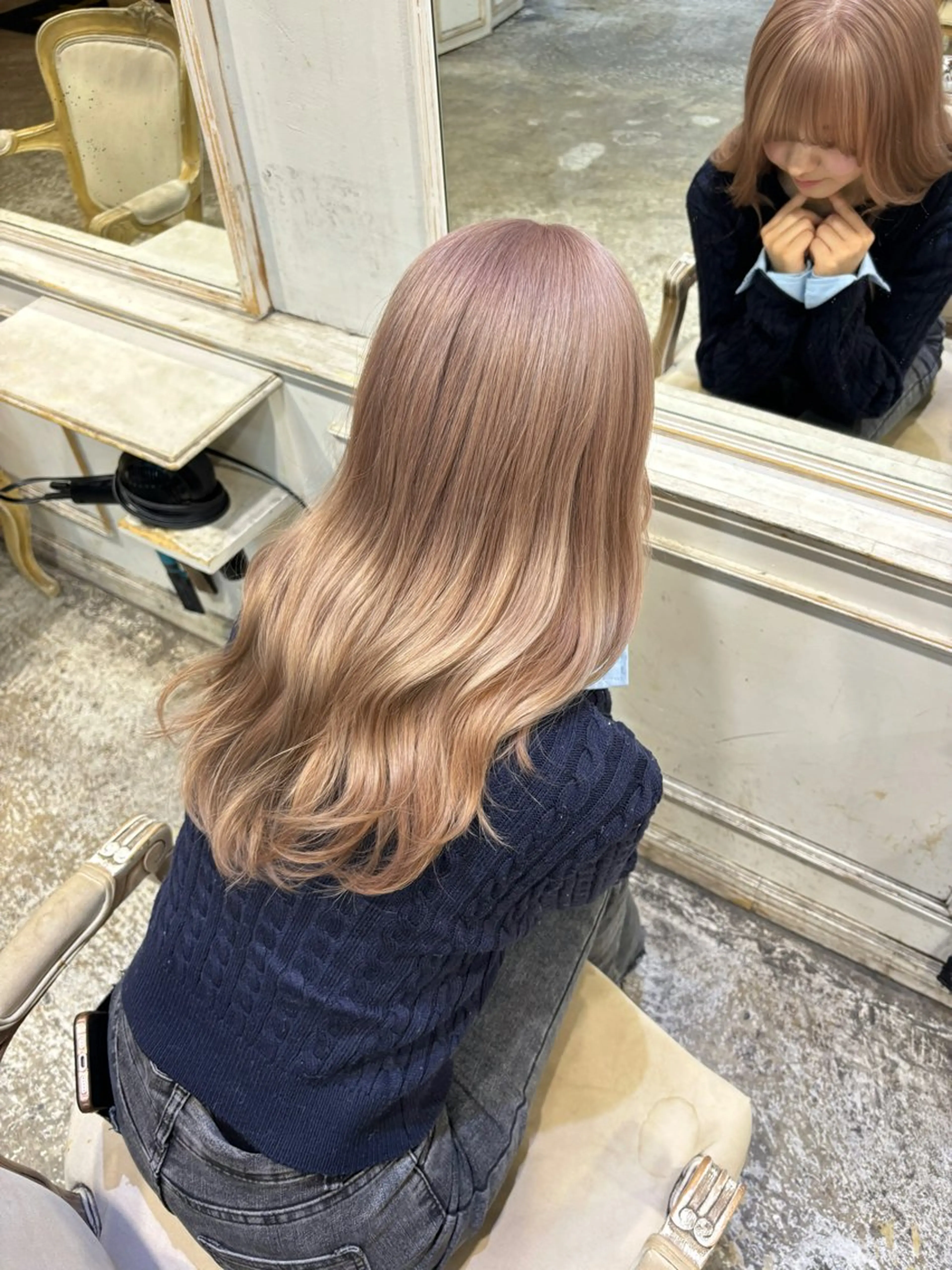 ロング カラー ヘアカラー トリートメント 柔らかベージュ 🤎YUKAのヘアスタイル