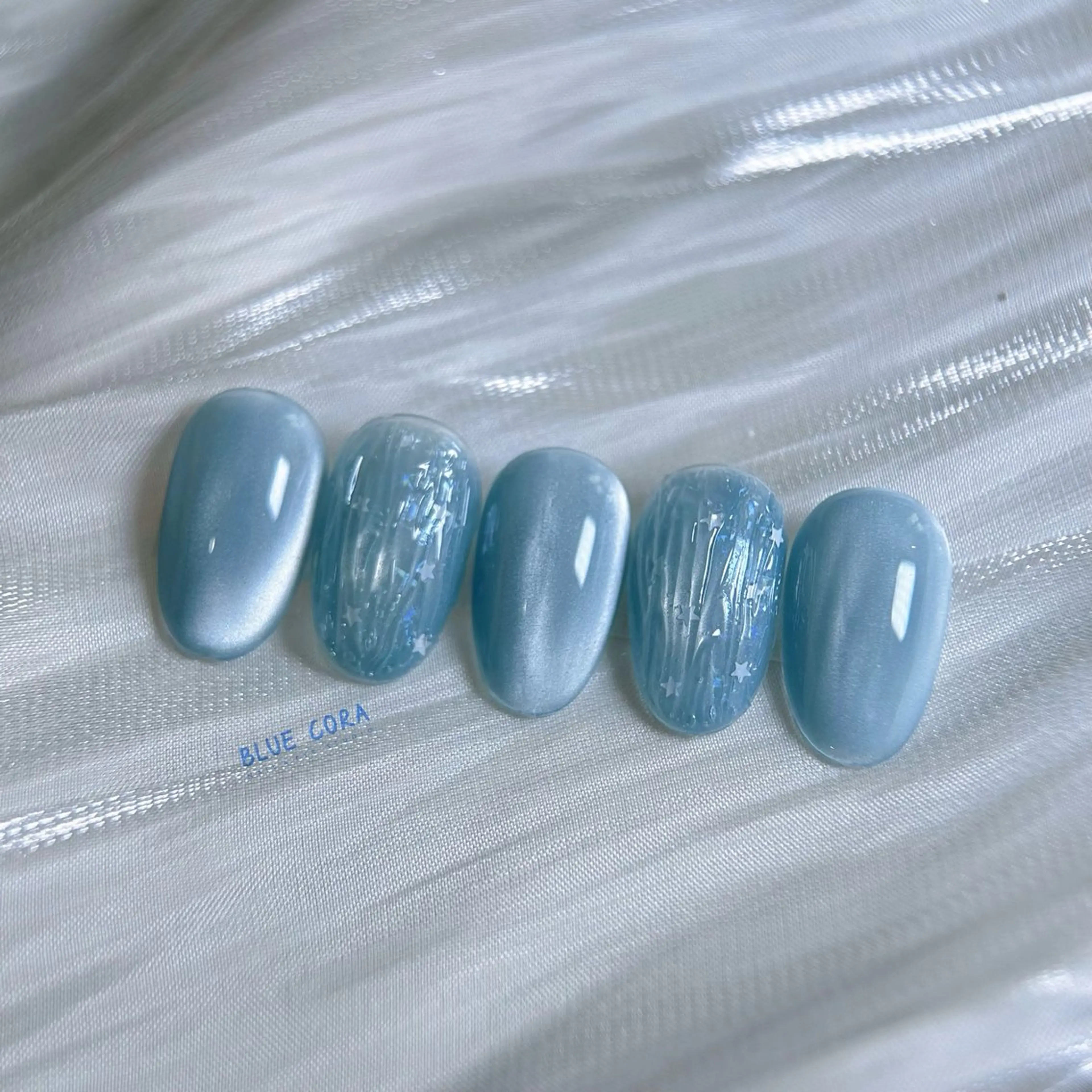 ネイル マグネットネイル ハンドネイル ハンドケア BLUE CORAのネイルデザイン