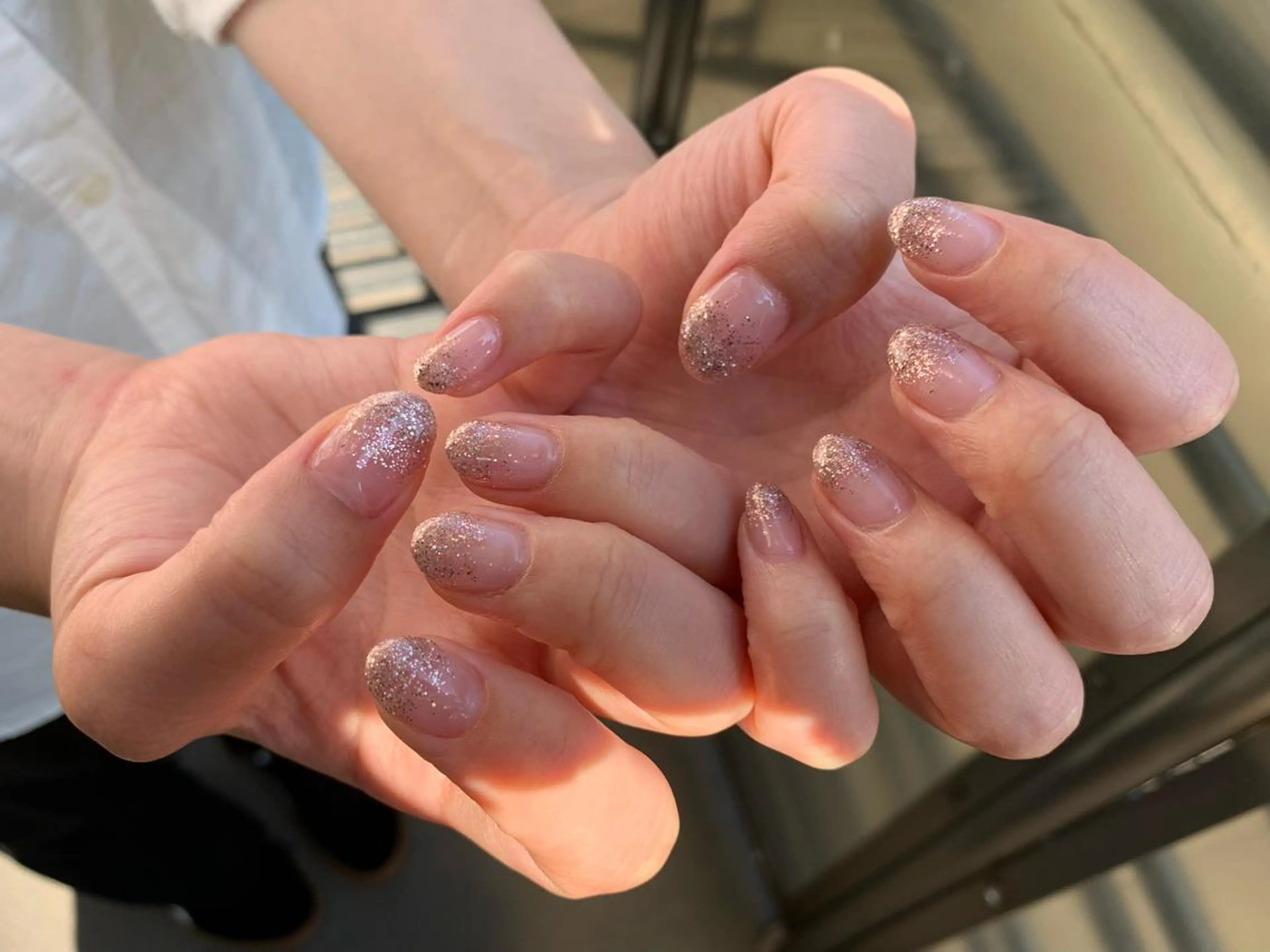 ネイル ラメ(グリッター) ラメグラデーション マキノ ユイのネイルデザイン