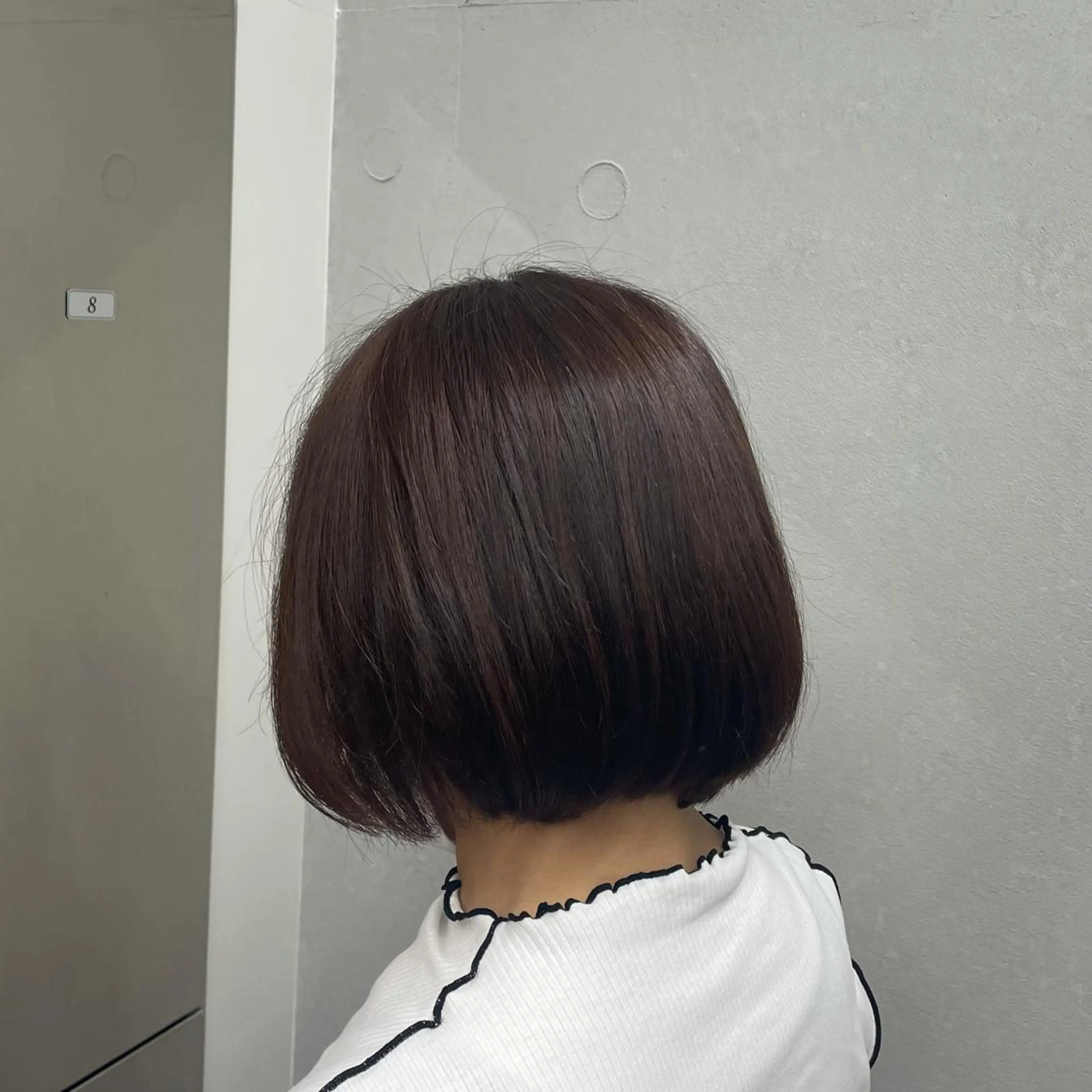 ショート カラー IO イオリのヘアスタイル