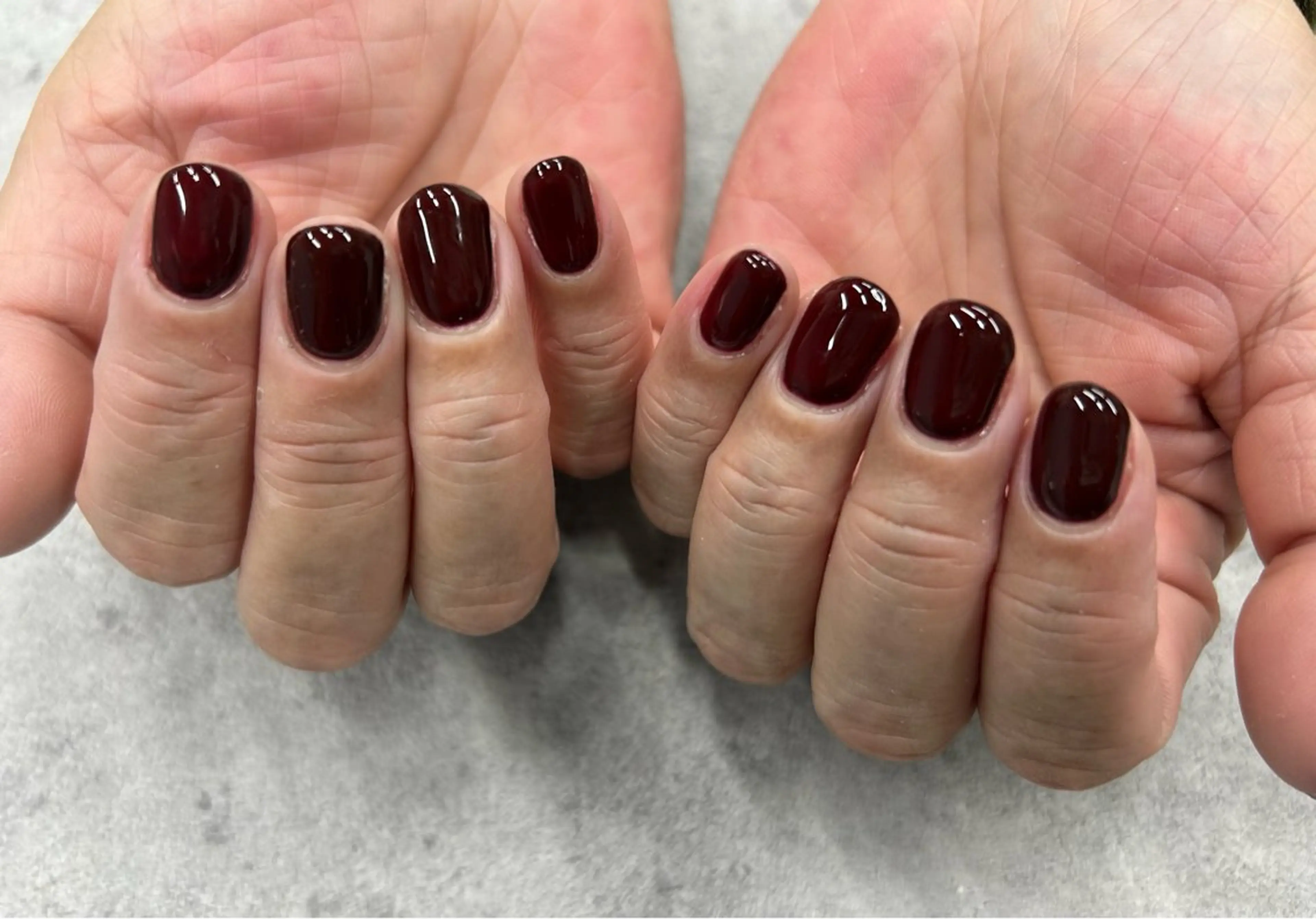 ネイル ボルドー ハンドネイル agré ネイルサロン　アグレのネイルデザイン