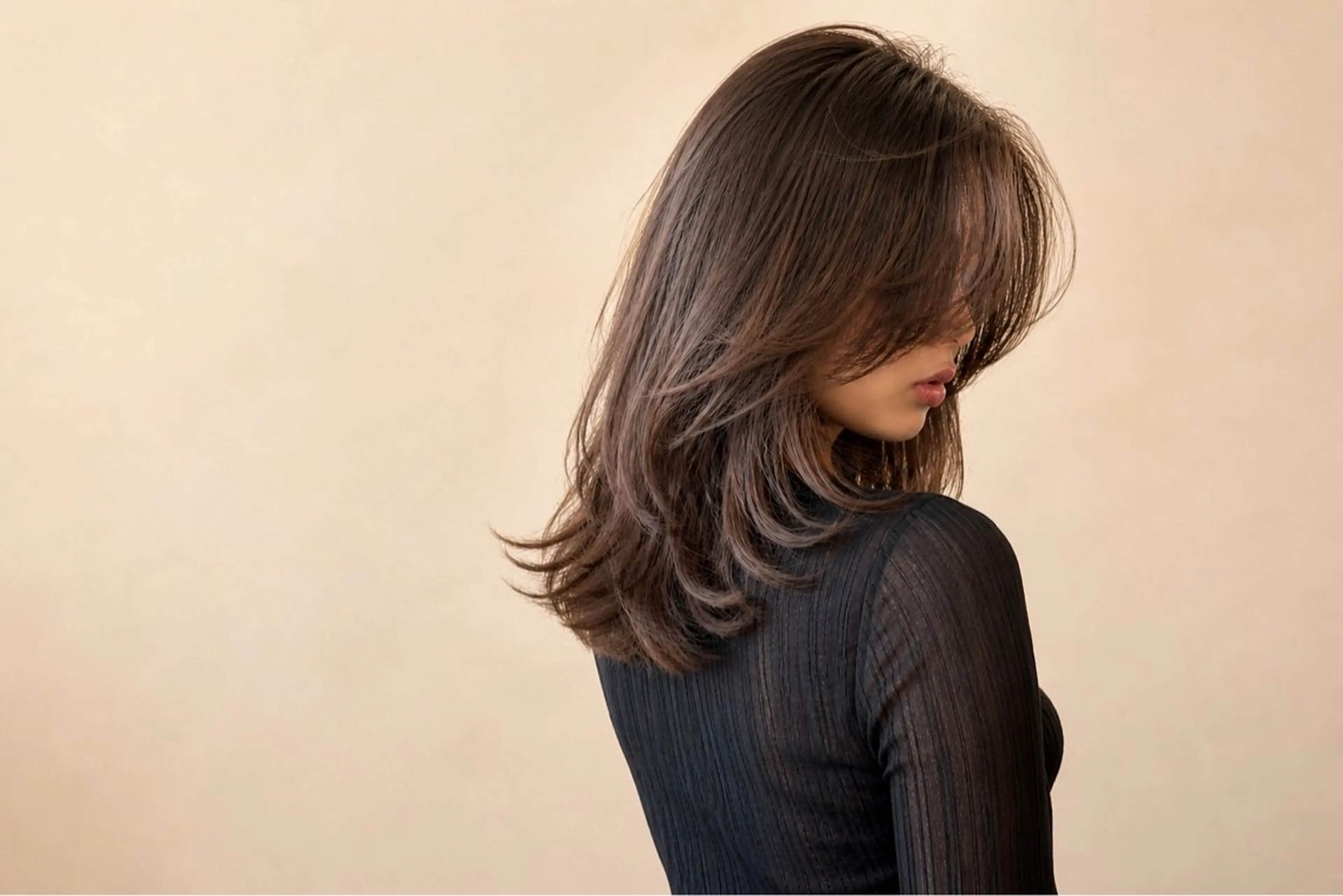 ミディアム くびれヘア 韓国風ヘア レイヤーカット カット ヘアカラー トリートメント YOSHIKO 六本松のヘアスタイル