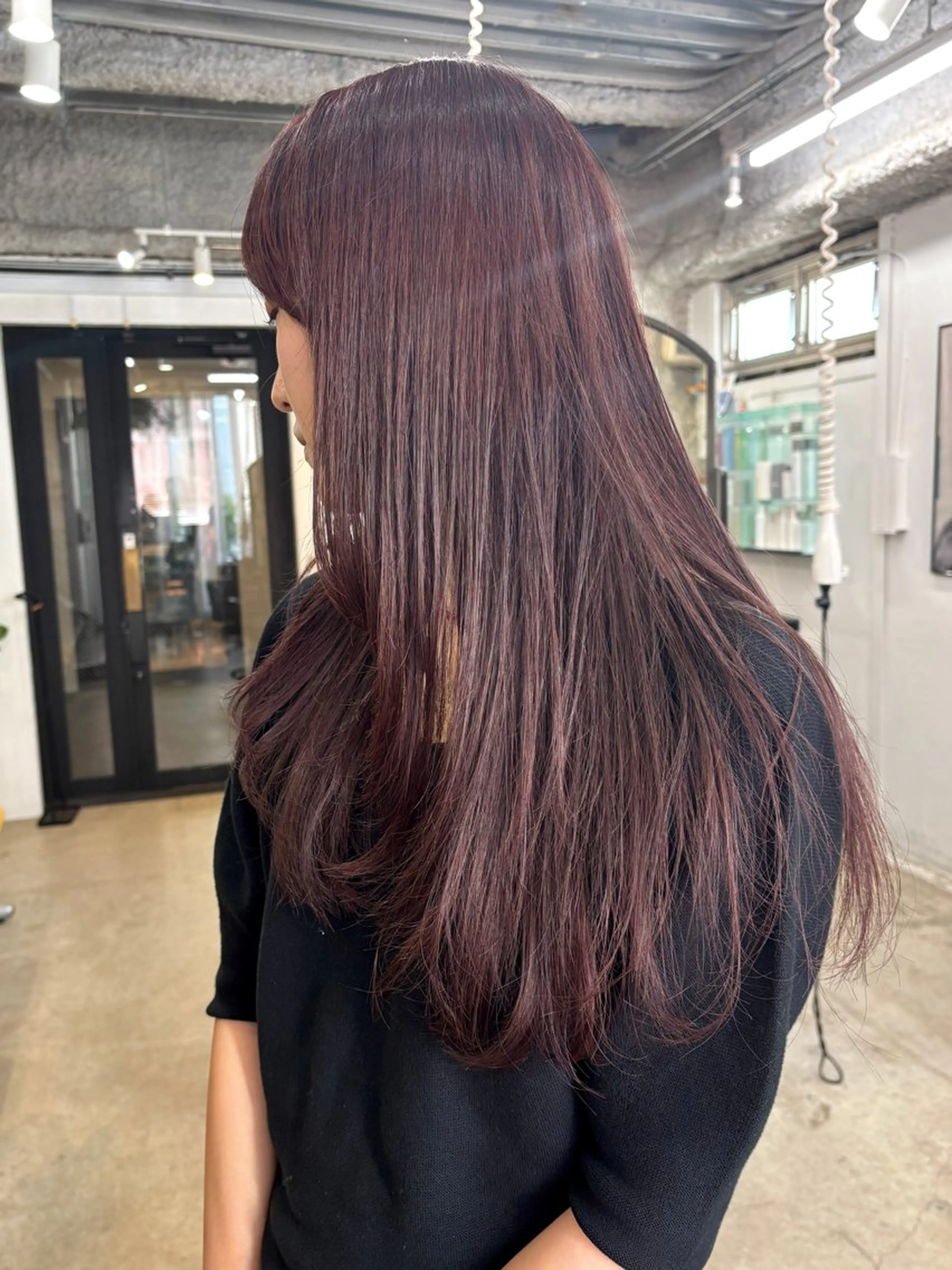 ロング カラー ベージュカラー ブリーチ ボルドーカラー ブラウンカラー カシス カット ヘアカラー トリートメント 暖色カラー/天神/ ヘイマサクラのヘアスタイル