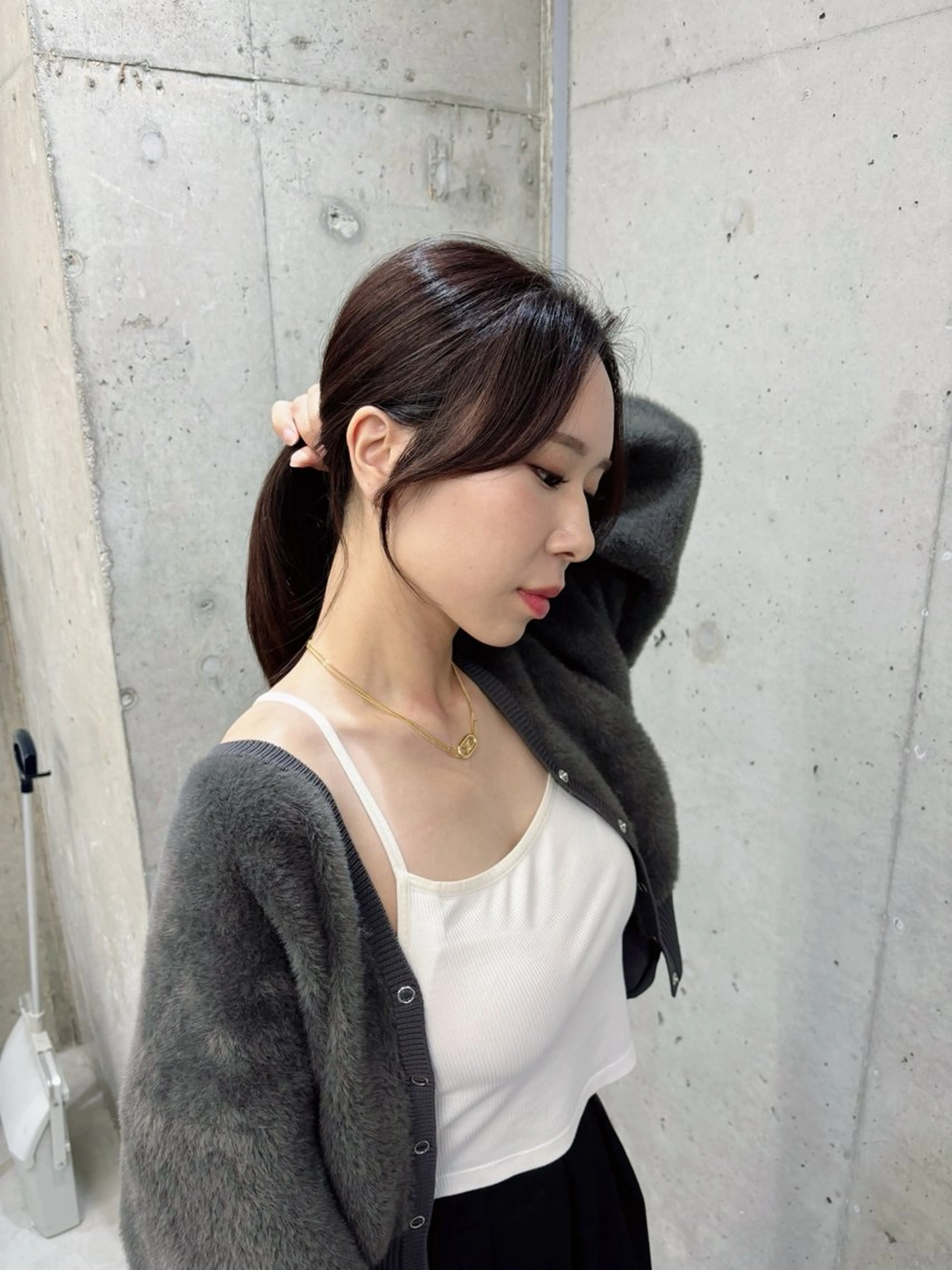 【ミニモ】韓国レイヤーカット＋艶カラー＋3ステップトリートメント¥8800の写真