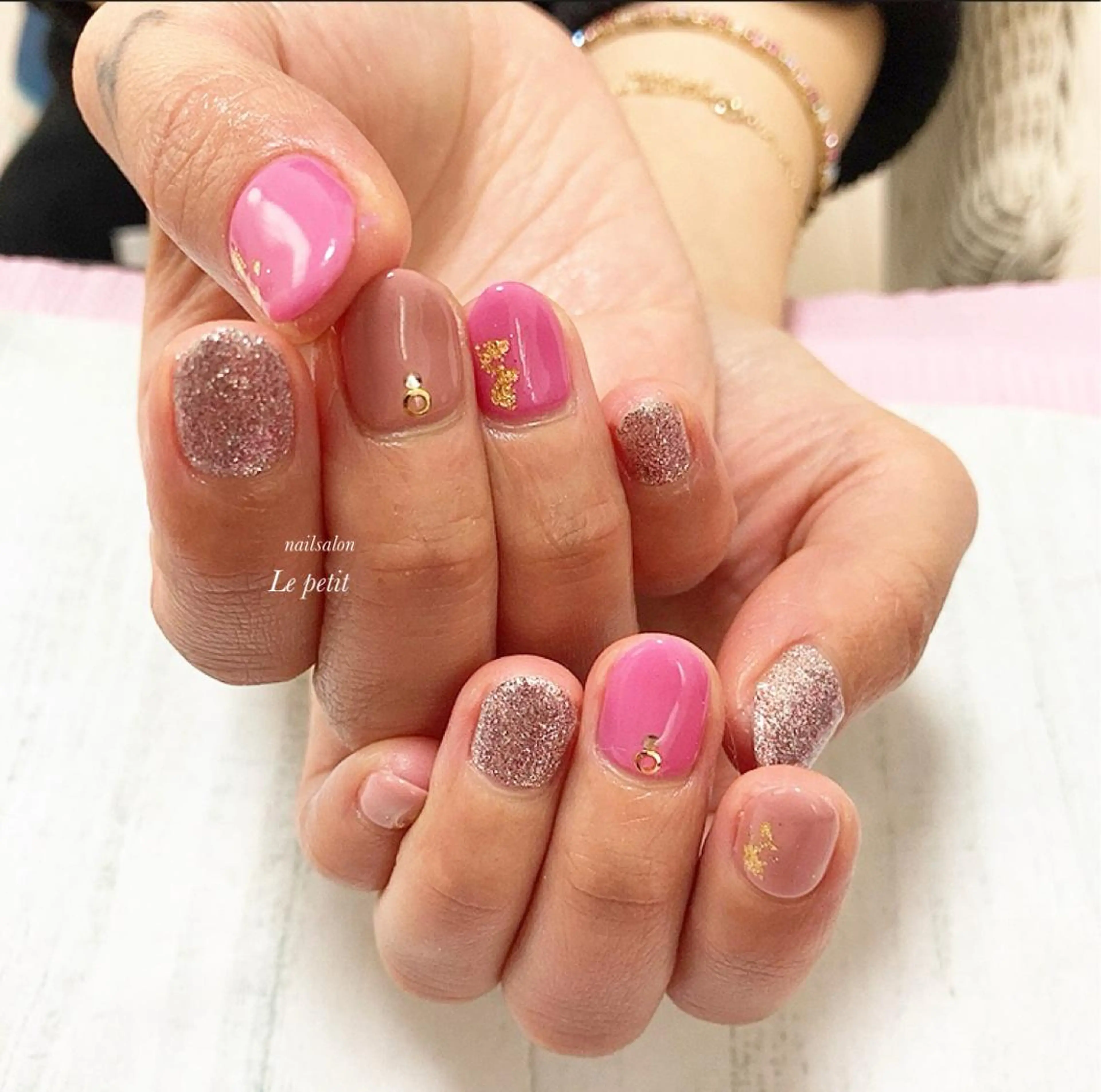 ネイル 石野 広佳のネイルデザイン