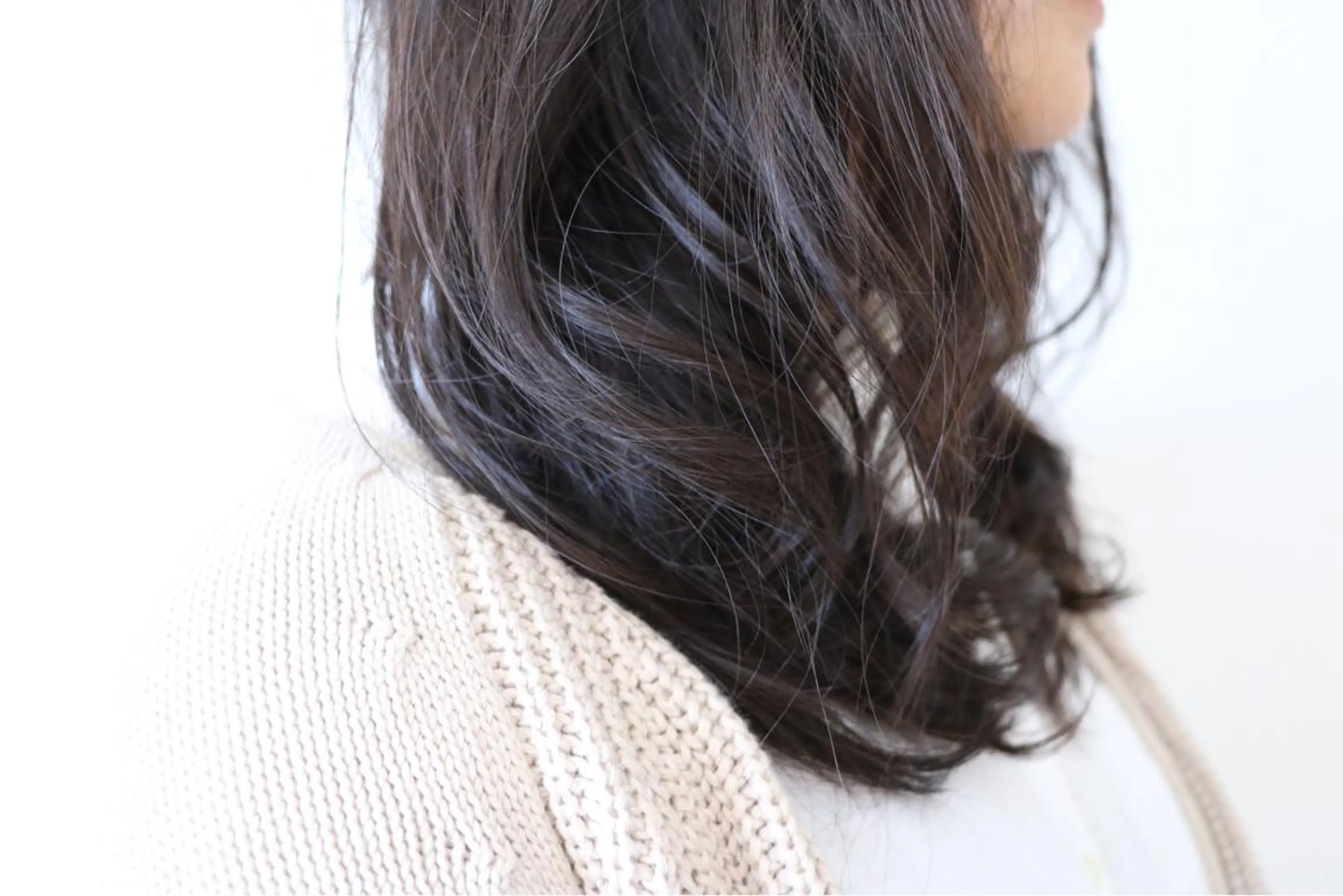 セミロング atelier RICOのヘアスタイル