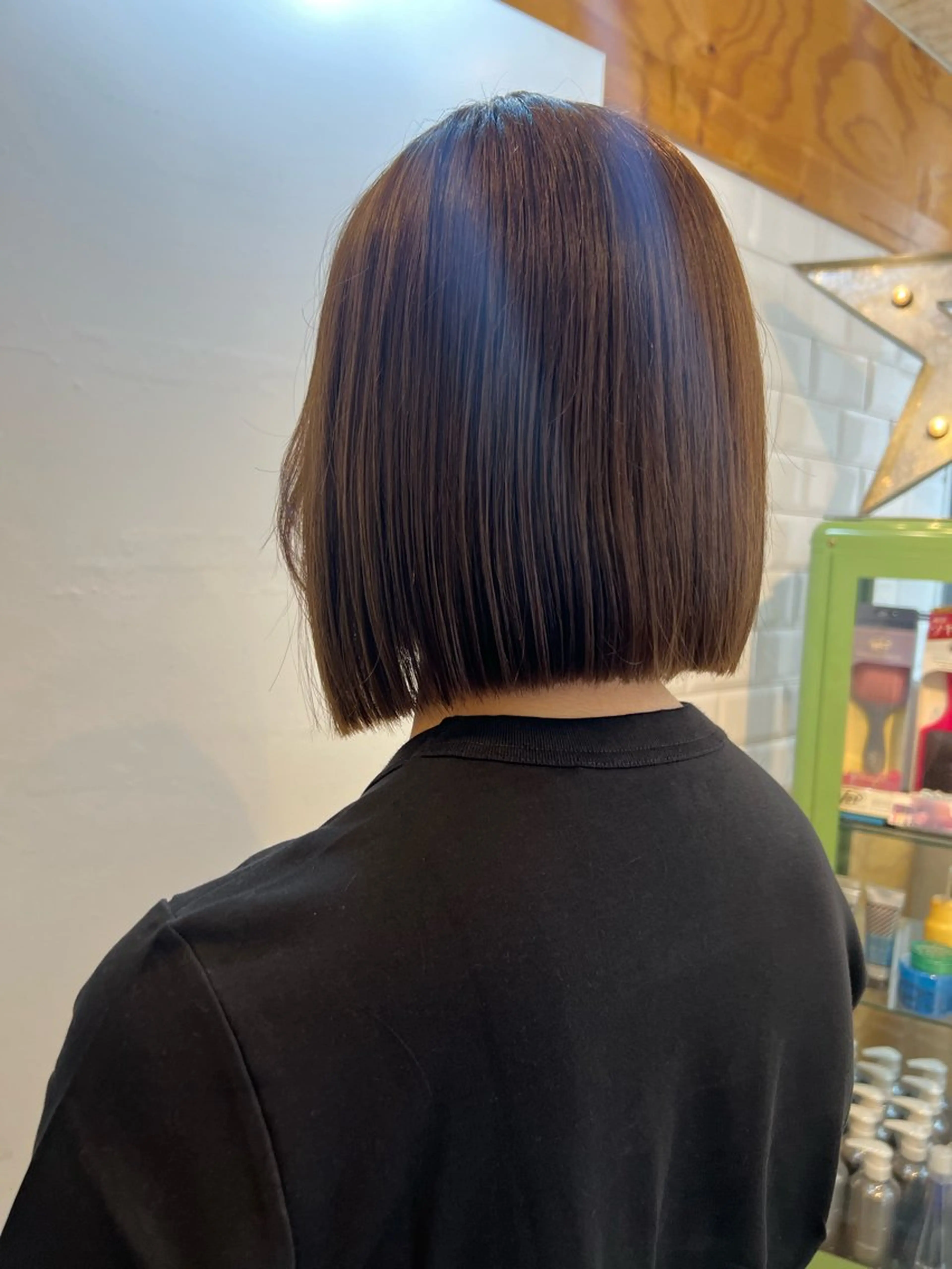 ショート ボブ 顔周りカット ハイライト 縮毛矯正 カット 縮毛矯正 トリートメント KANA/ボブ/ インナーカラー/艶髪のヘアスタイル