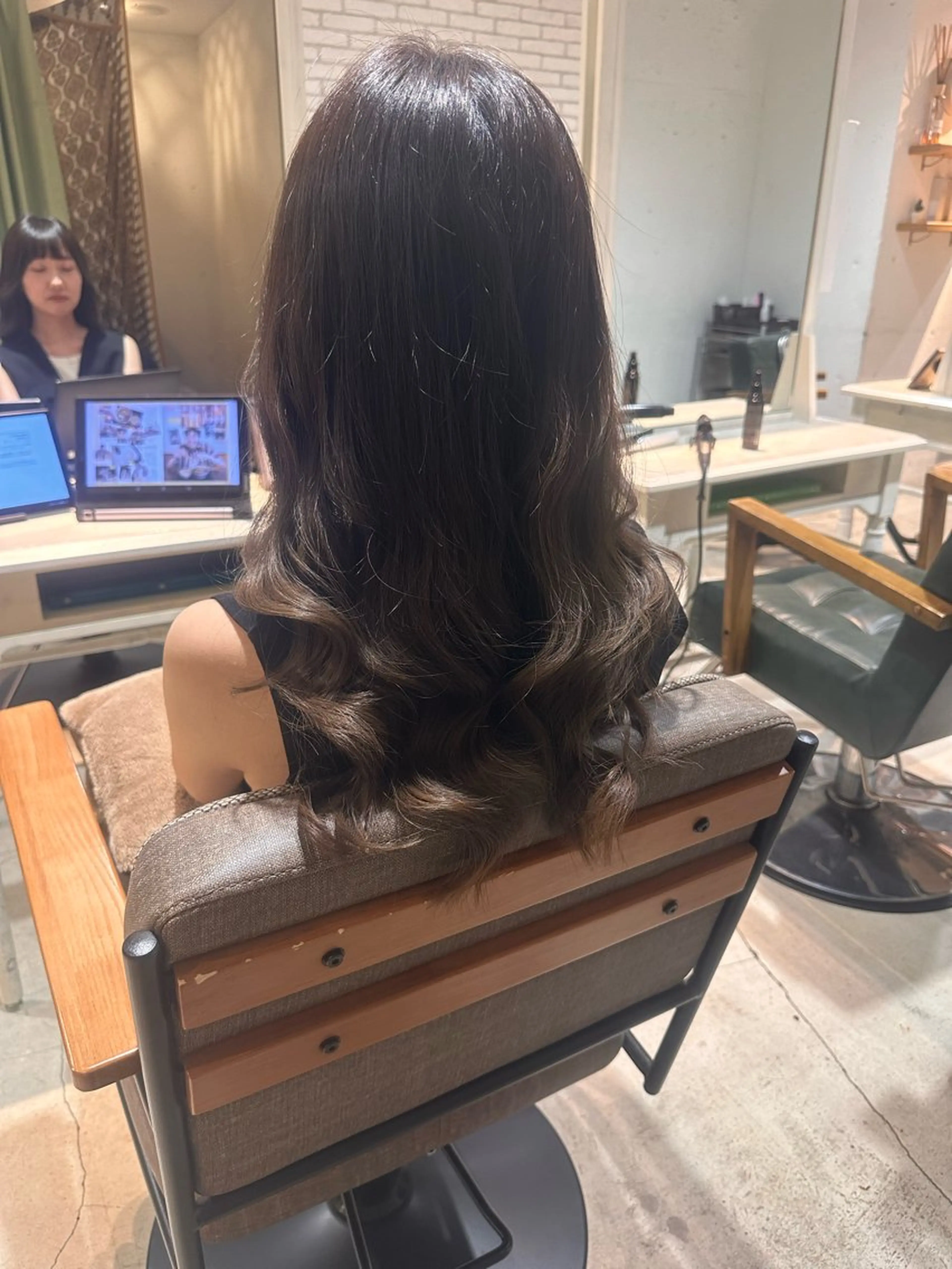 セミロング 林 耕太郎のヘアスタイル