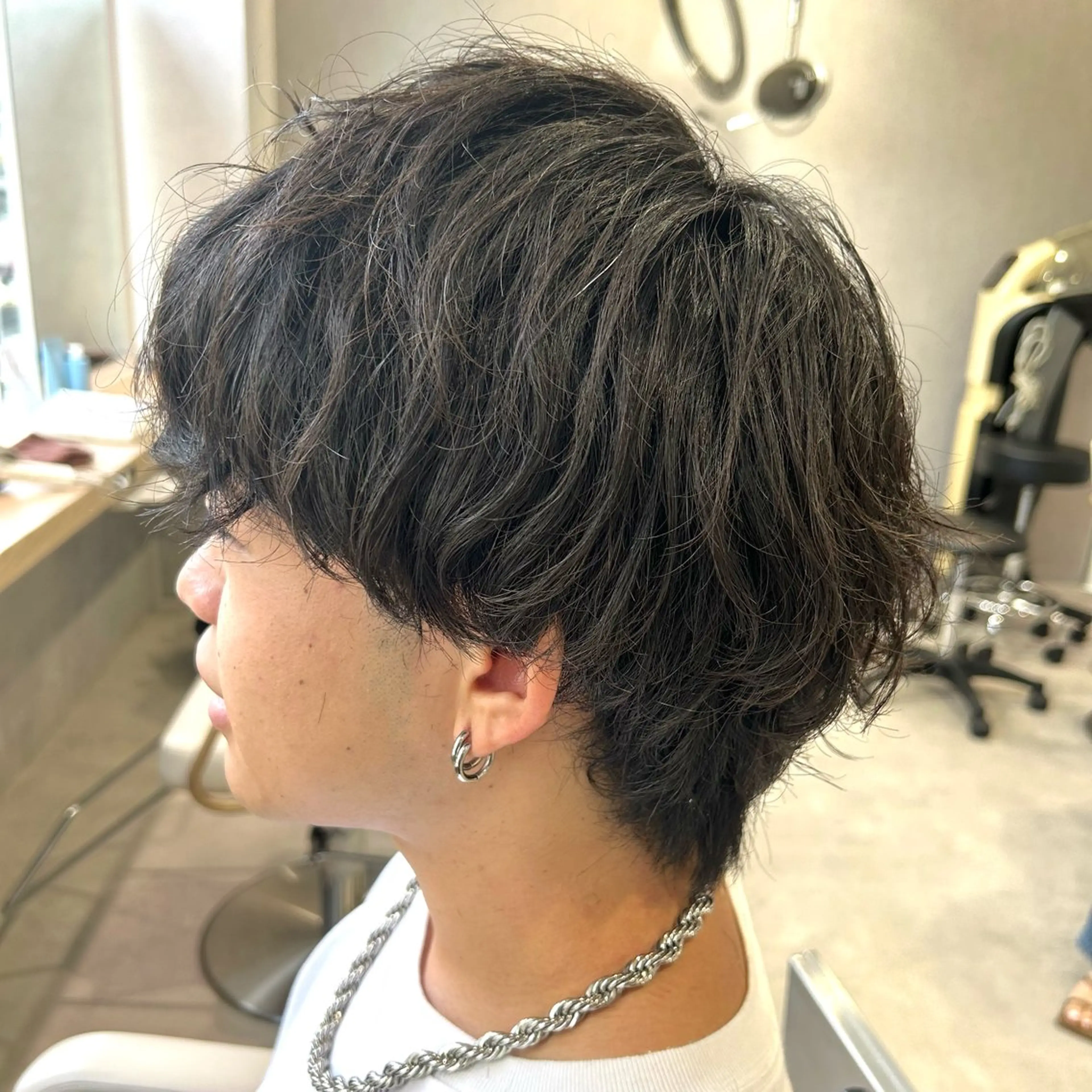 ショート パーマ メンズ 大谷 優馬のヘアスタイル