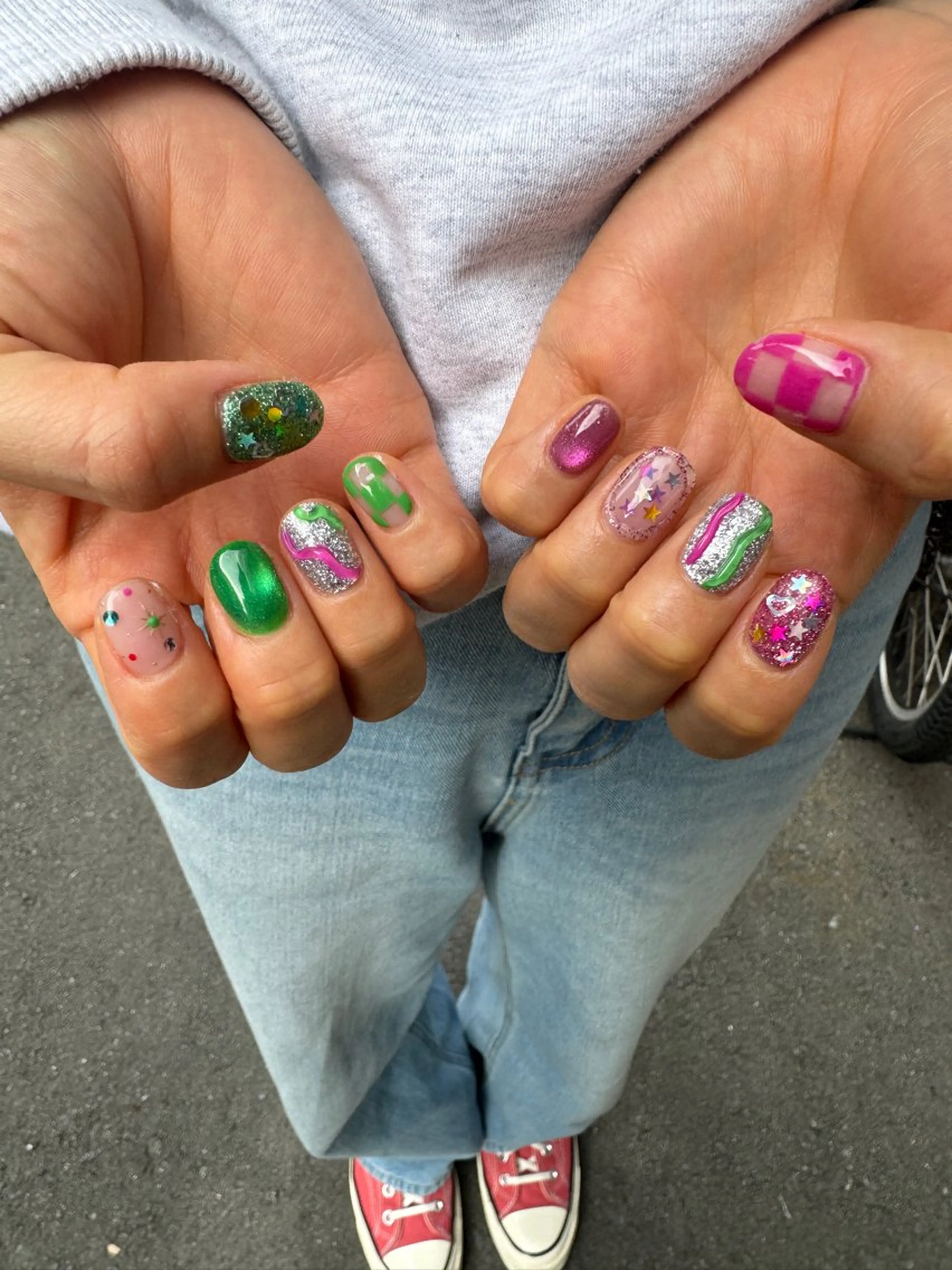 ネイル ハート キラキラネイル 韓国ネイル マグネットネイル ミラーネイル MH_ Nailのネイルデザイン