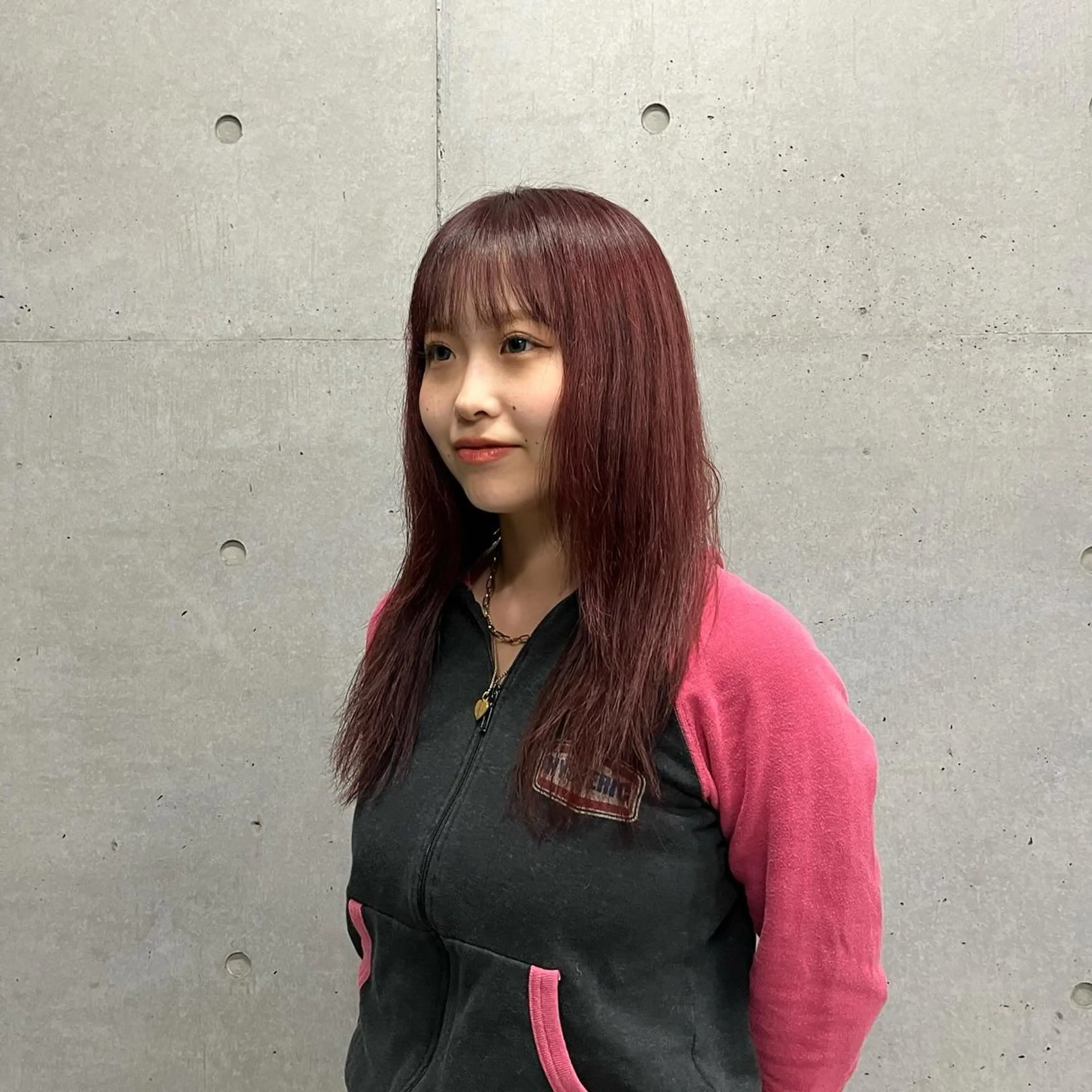 ロング カラー ブラウンカラー レッドカラー 稲葉 佳のヘアスタイル