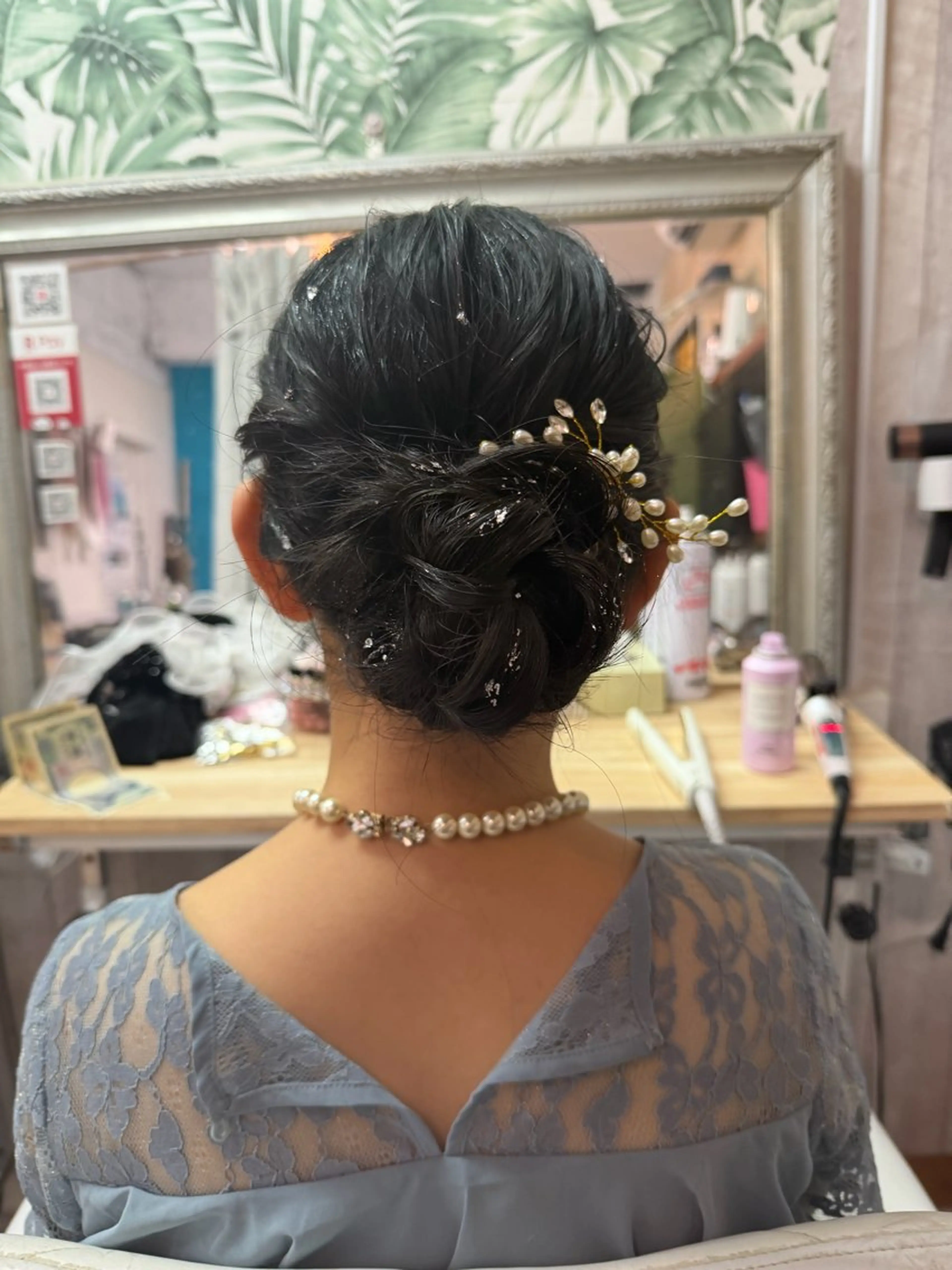 ロング 川本 葵のヘアスタイル