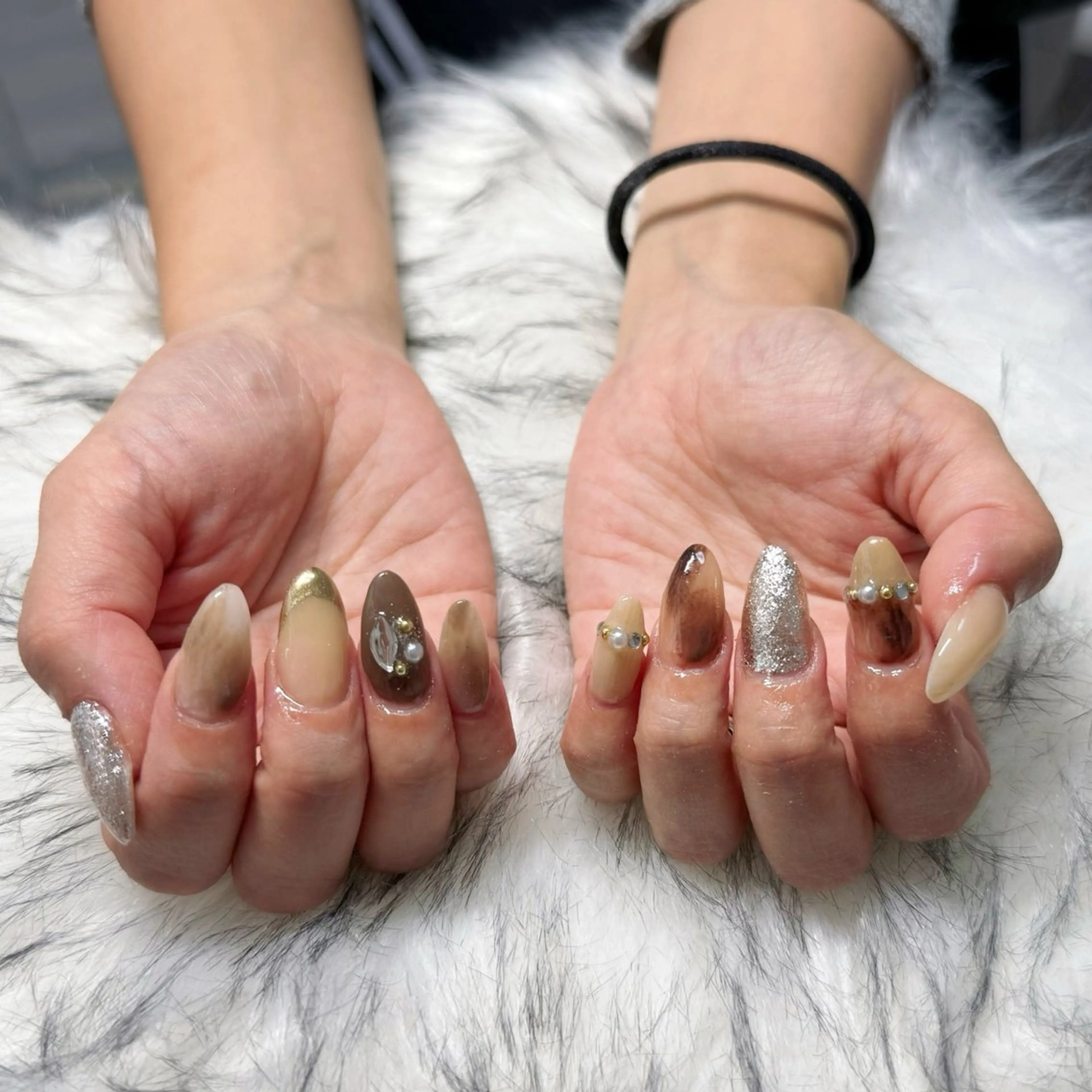 ロング ハンドネイル mao .のネイルデザイン