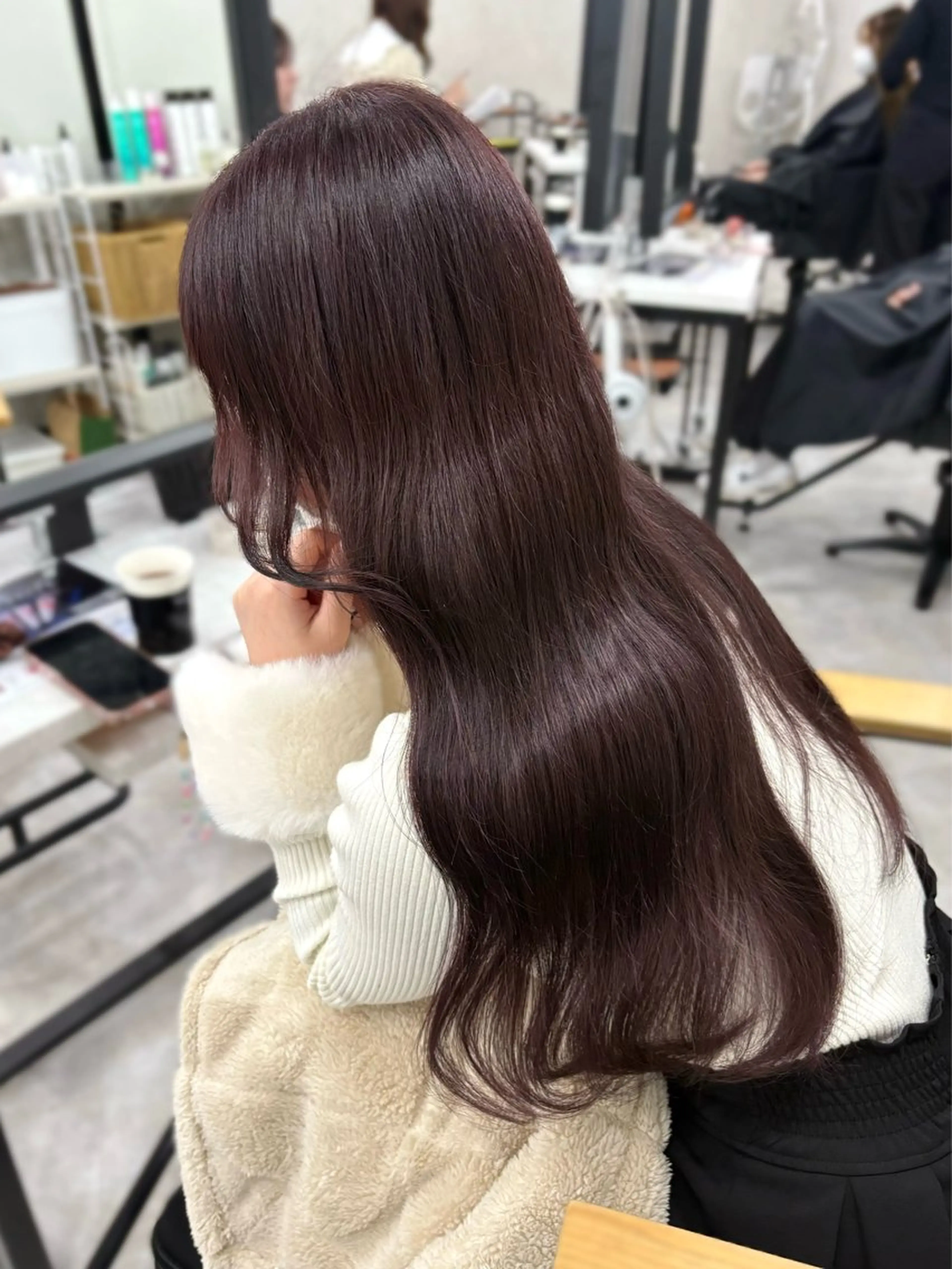 ロング カラー ブリーチ ダブルカラー ラベンダーカラー ラベンダーピンク ブリーチなしカラー カット ヘアカラー 盛れる顔まわり✨🎀 レイヤー別所好葉のヘアスタイル