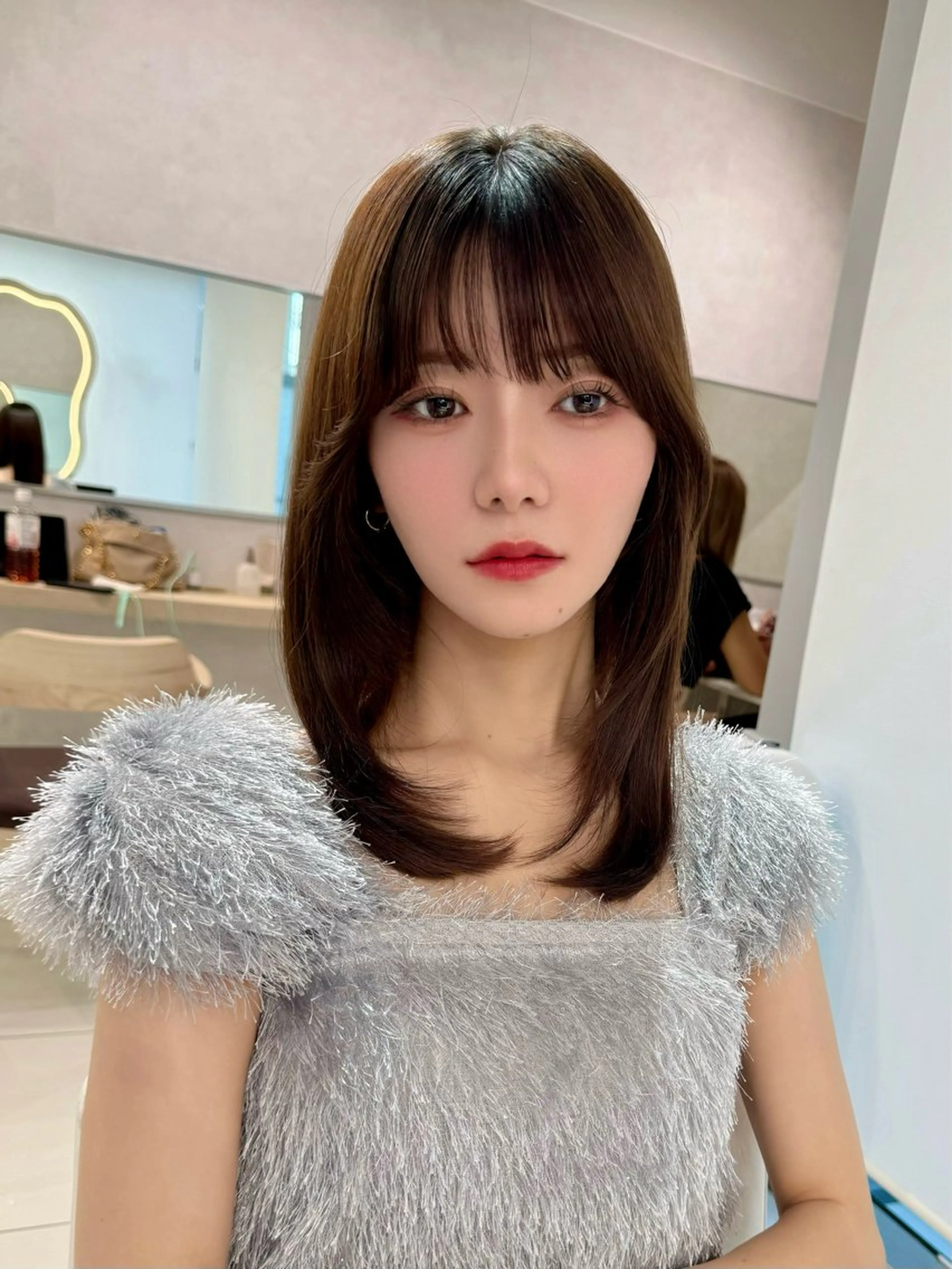 ロング レイヤーカット 小顔カット 三鷹で1番ショート ボブをカットする新谷のヘアスタイル