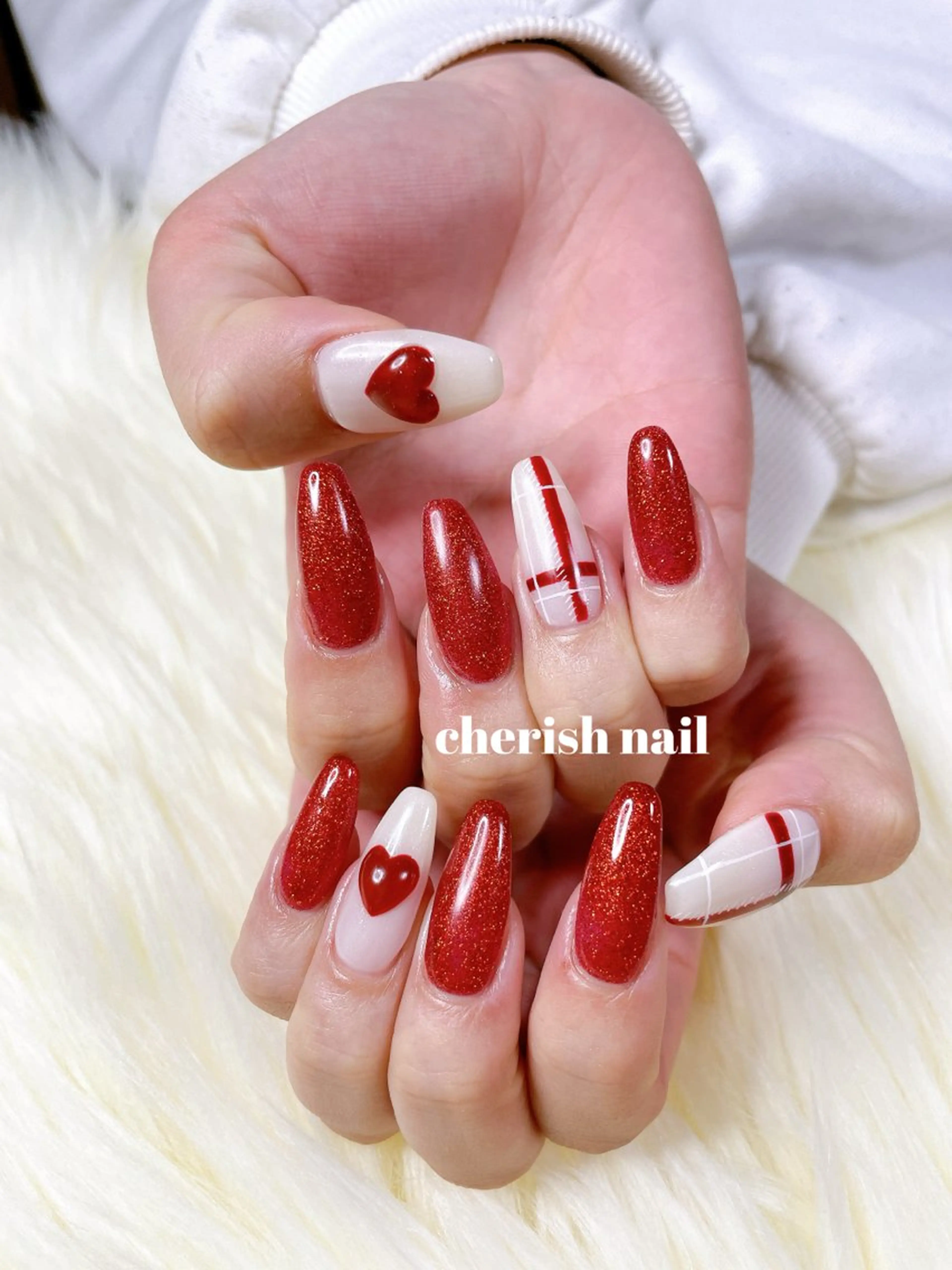 ネイル ボルドー ハート ラメ(グリッター) 赤色 ハンドネイル cherish nailのネイルデザイン