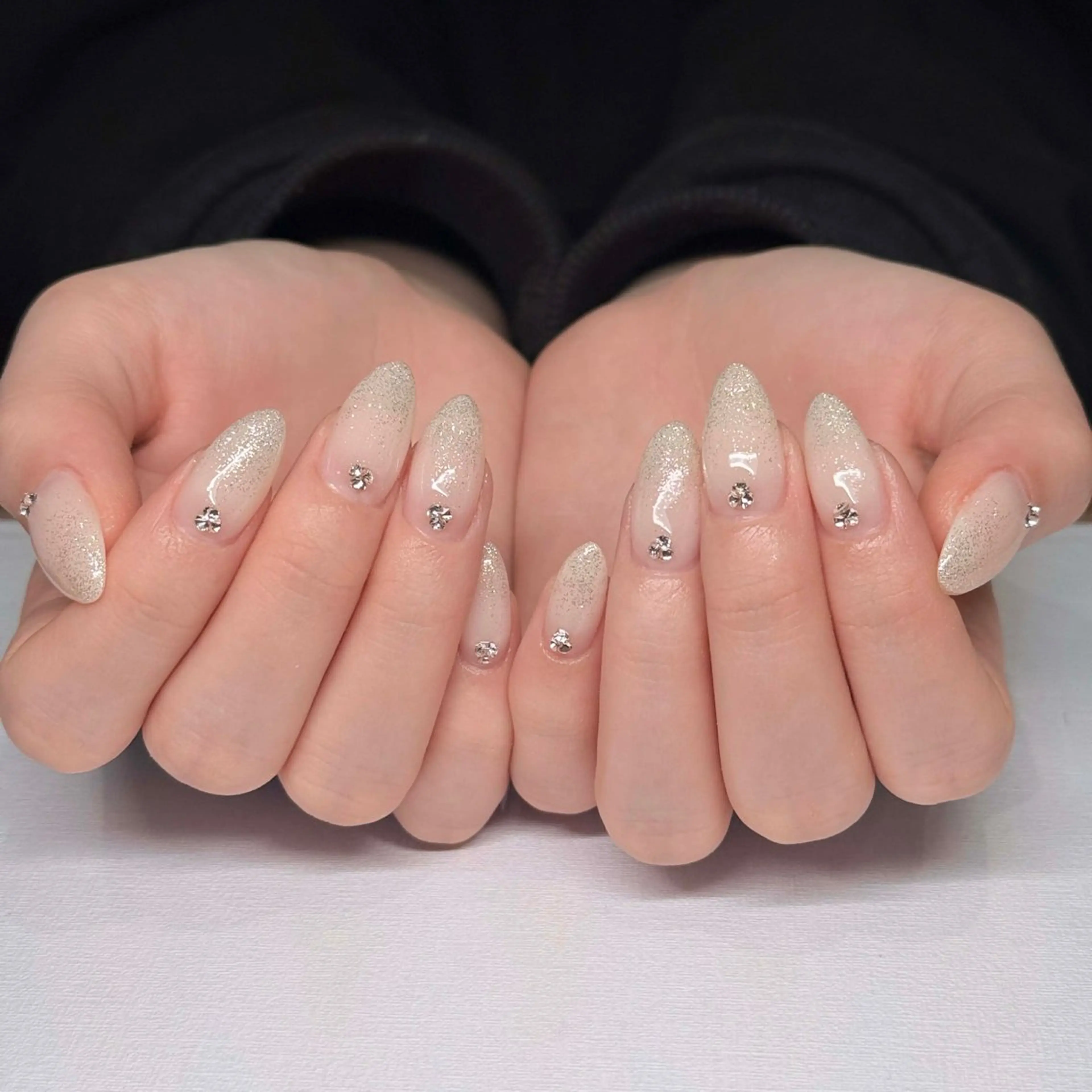 ネイル オーロラネイル ブルー チークネイル フットネイル フレンチネイル ハンドネイル REI レイのネイルデザイン