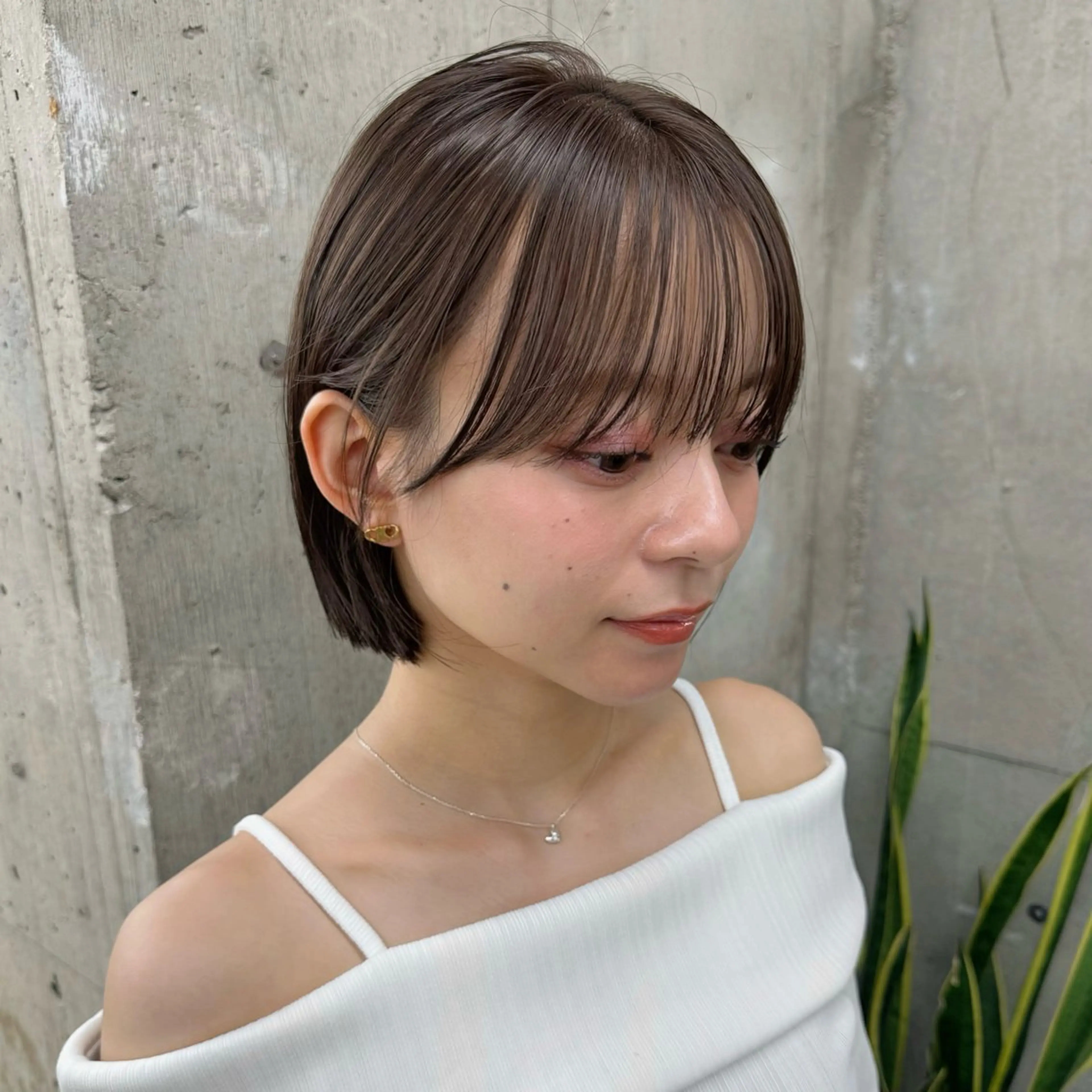 ショート カラー ボブ 顔周りカット 柔らかいレイヤー🌿 大人ヘア/みっきーのヘアスタイル