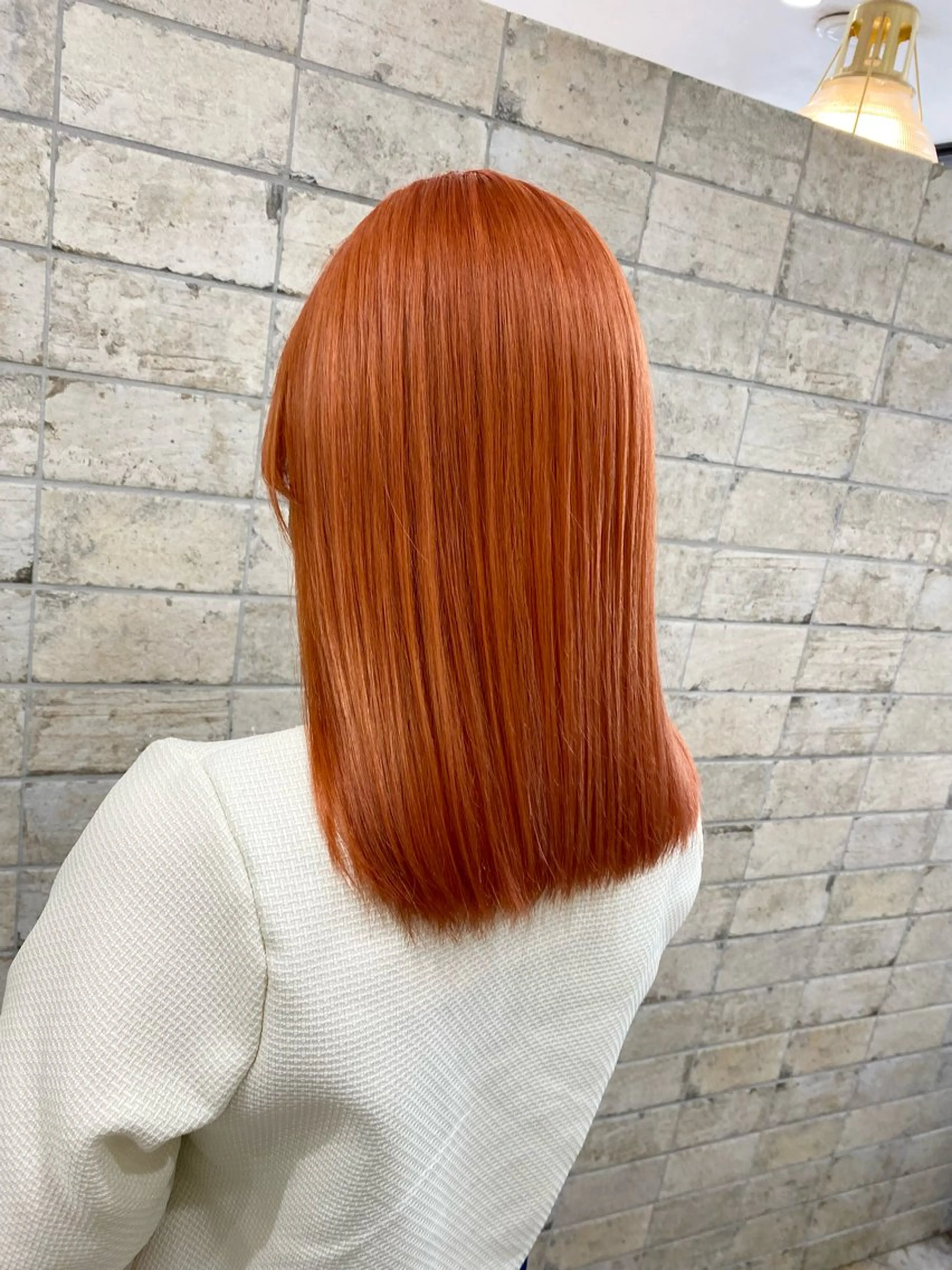 セミロング カラー オレンジ ヘアカラー オーナースタイリスト 奈須雄紀のヘアスタイル