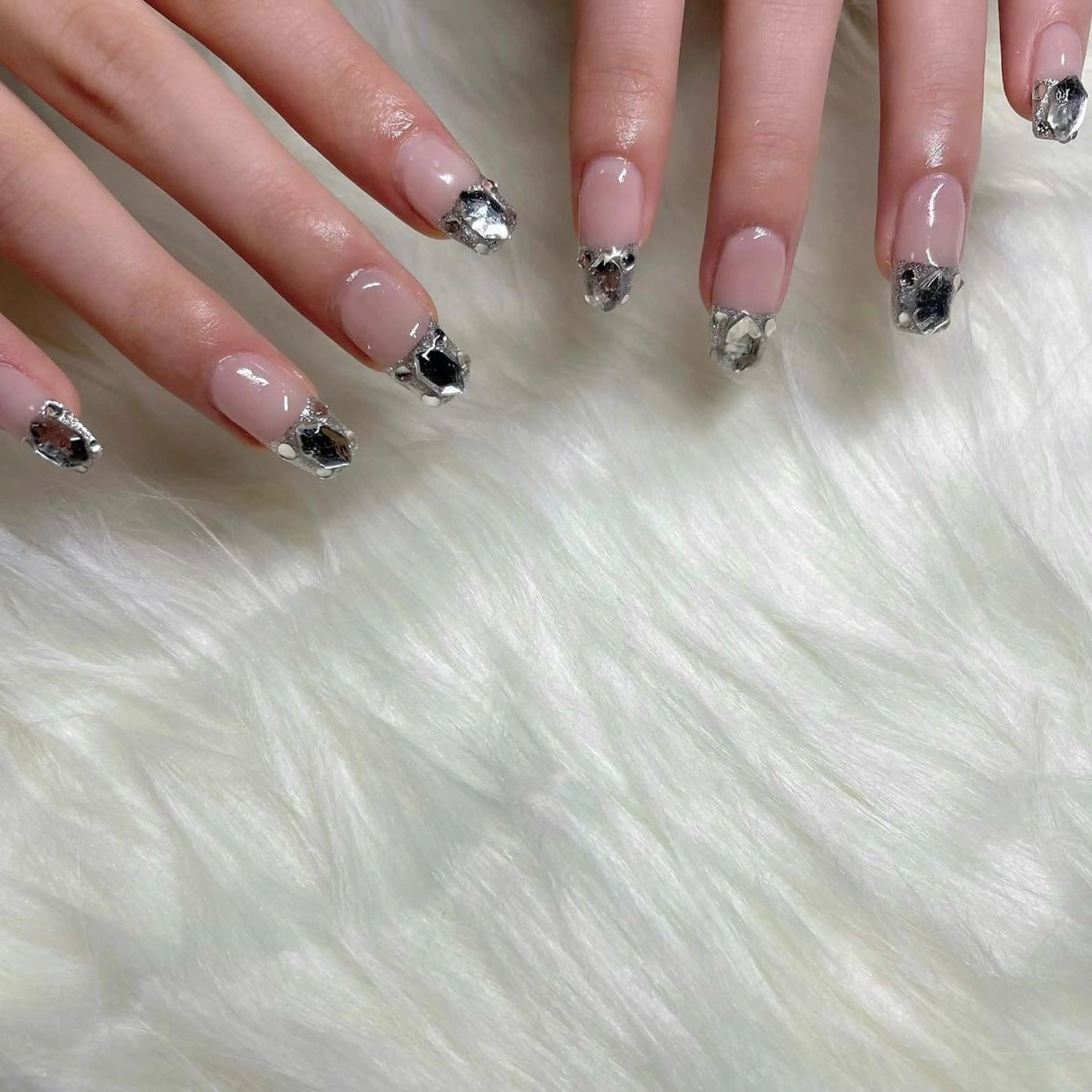 ネイル Sii nail 🤍SAKIのネイルデザイン