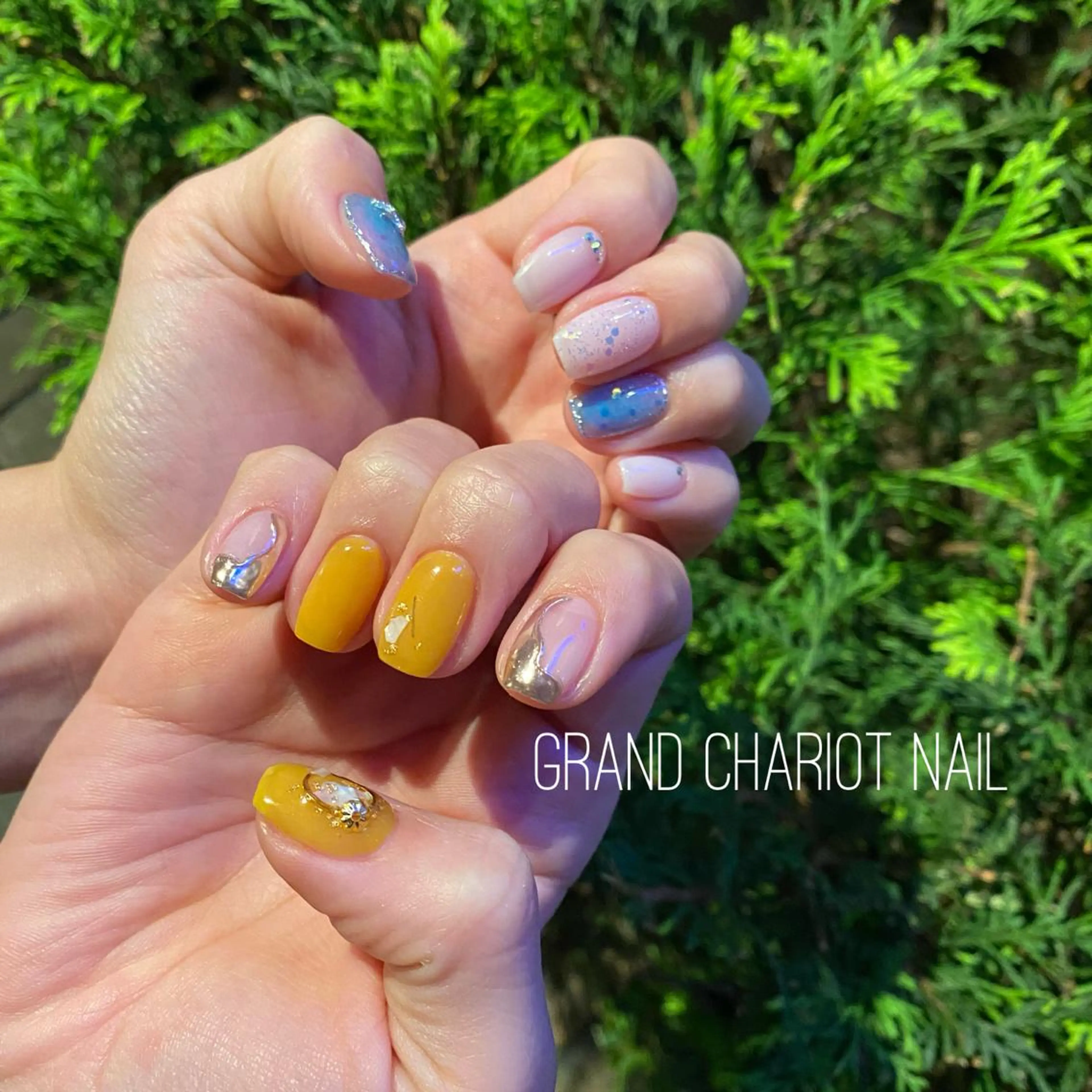 ネイル NORA nail UMEDA MAIのネイルデザイン