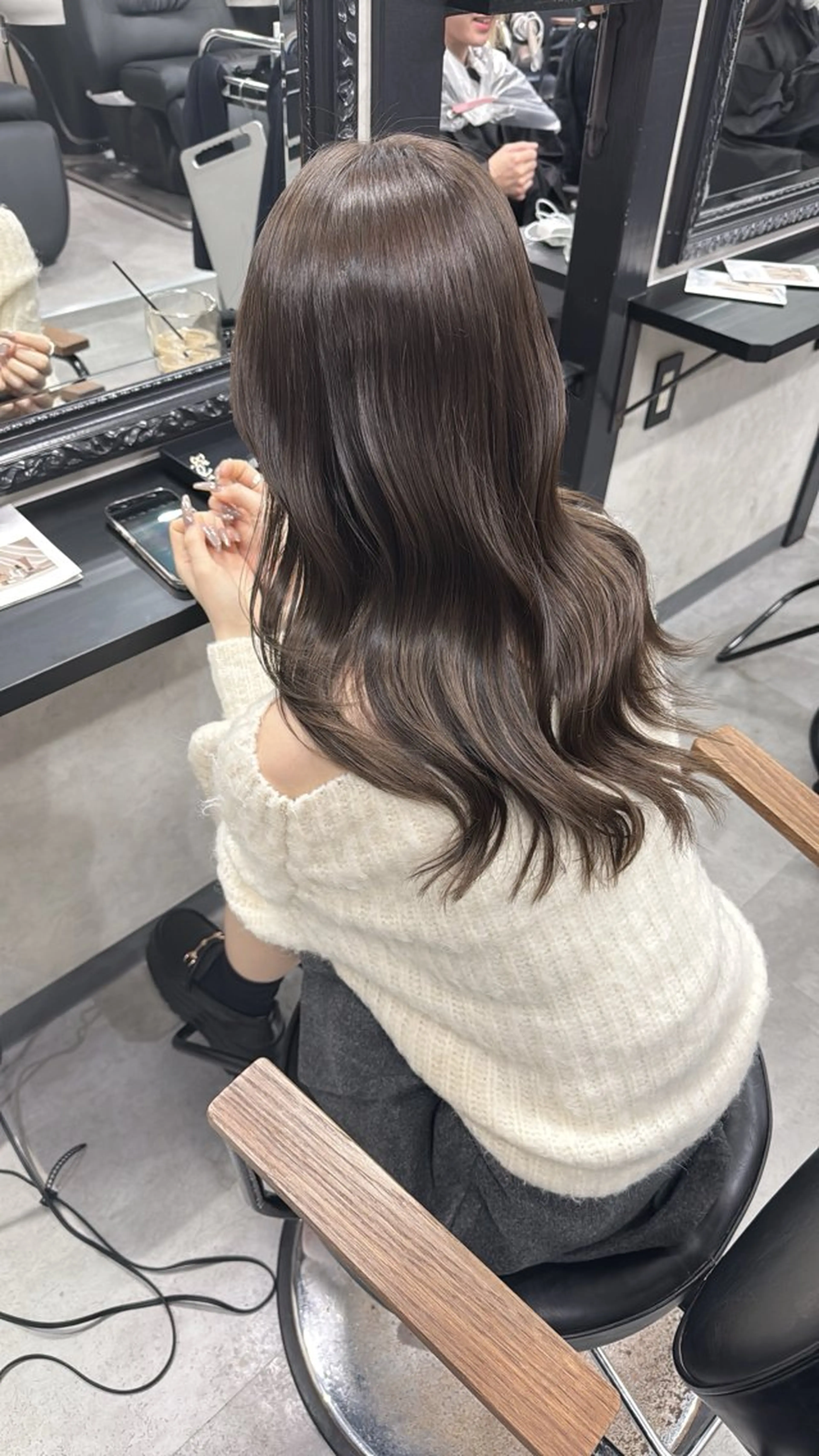 セミロング カラー ベージュカラー ブリーチ ショコラグレージュ 透明感カラー グレージュ カット ヘアカラー mana/ブリーチ なし/ベージュ/暖色のヘアスタイル