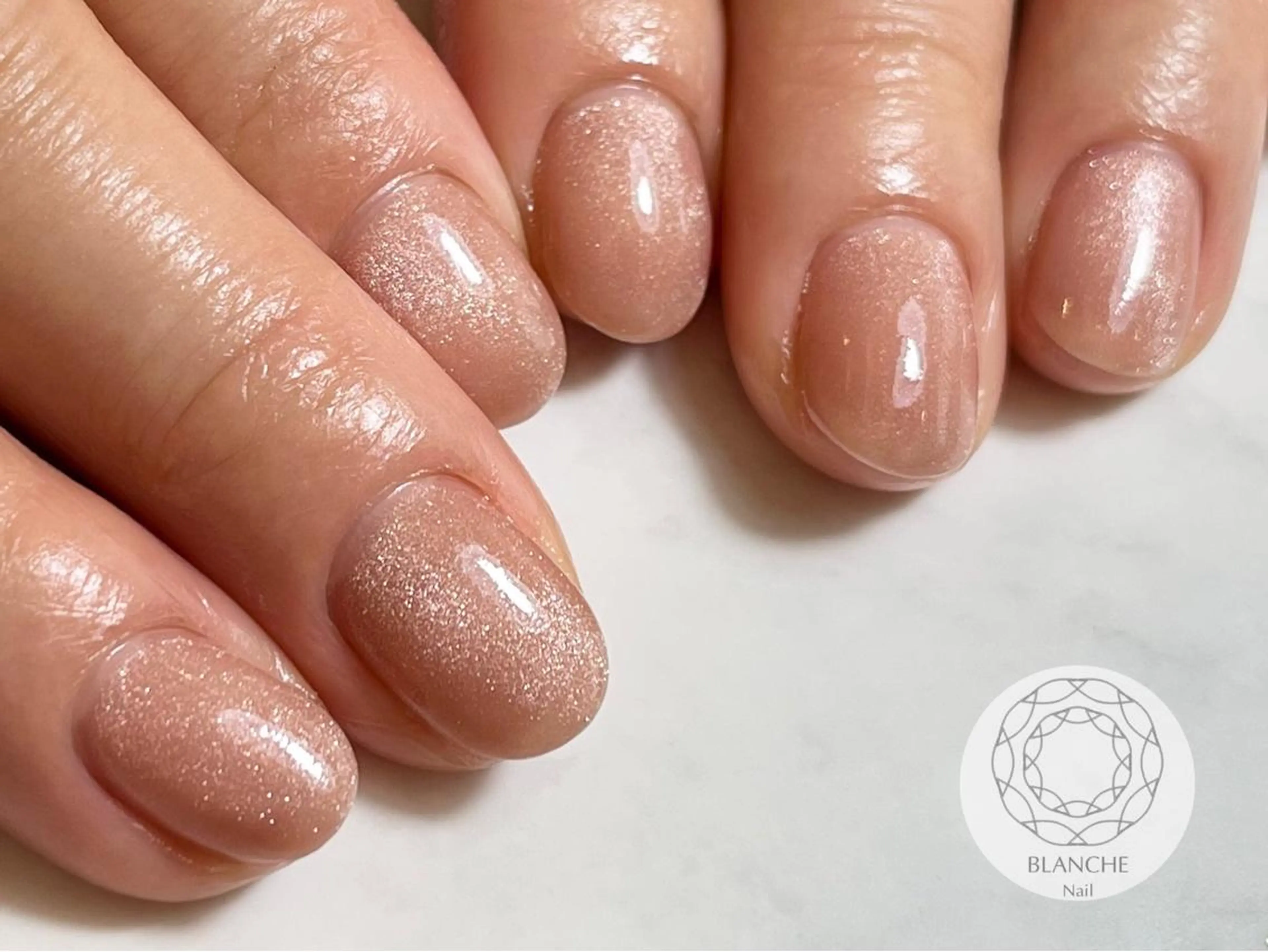 ネイル BLANCHE Nailのネイルデザイン