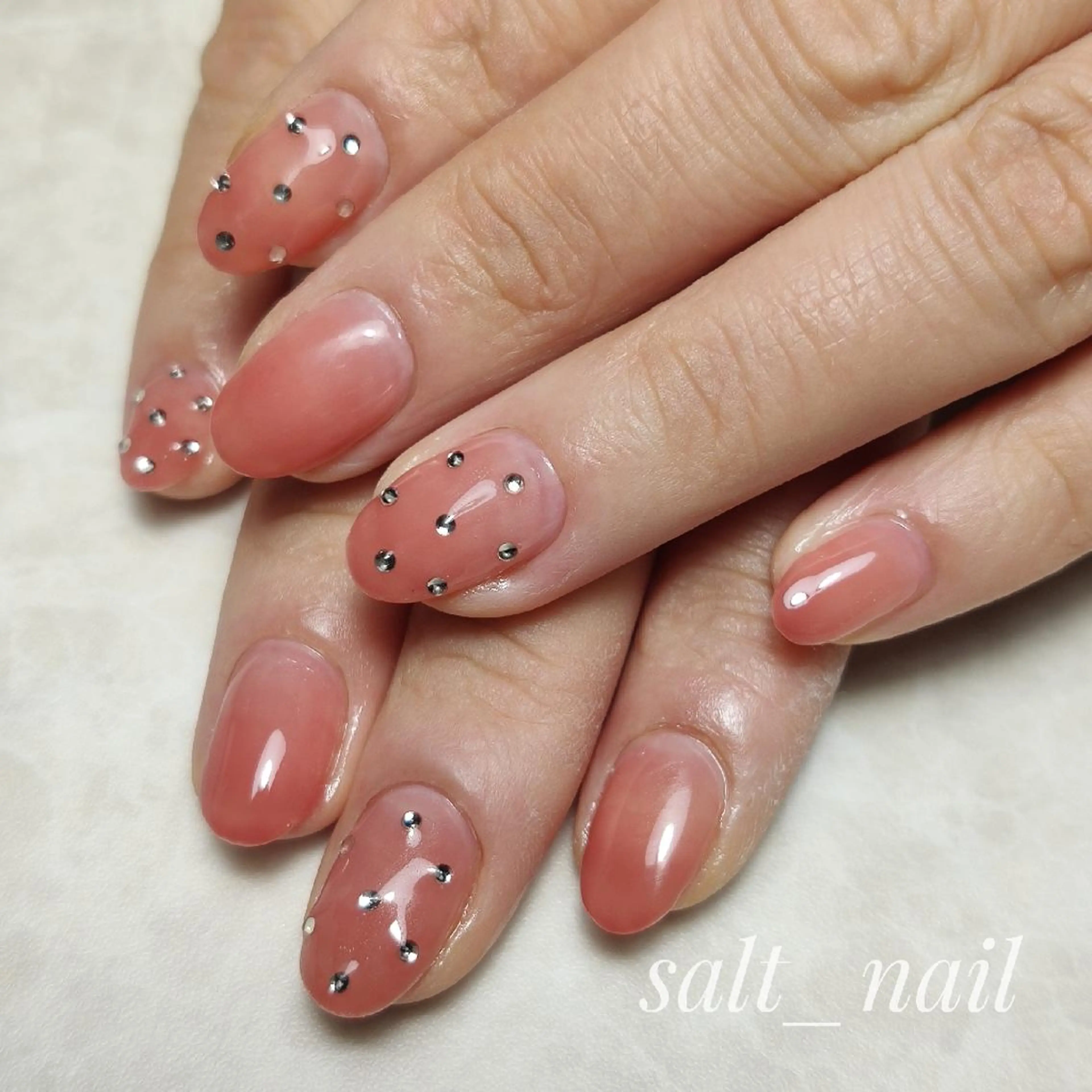 ネイル ドット 個人サロン saltnailのネイルデザイン
